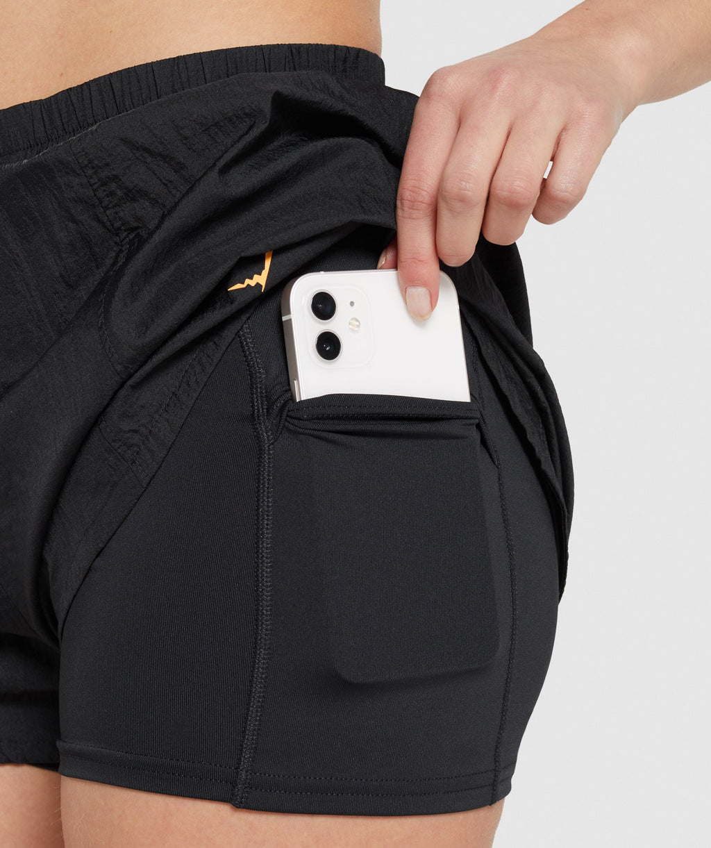 gymshark-pulse-2-in-1-shorts-black-ss22