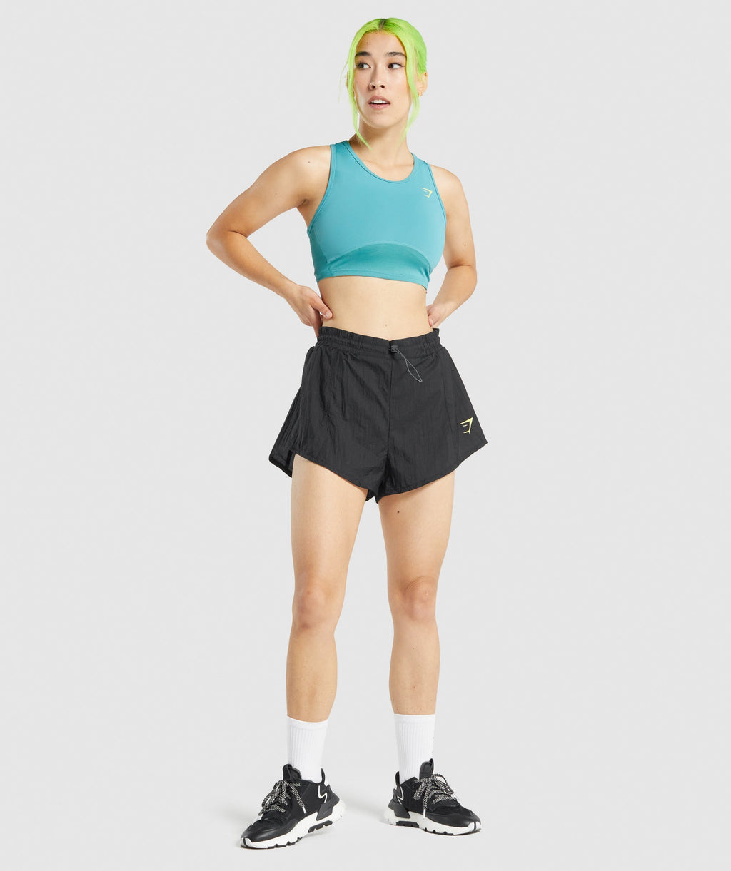 gymshark-pulse-2-in-1-shorts-black-aw21
