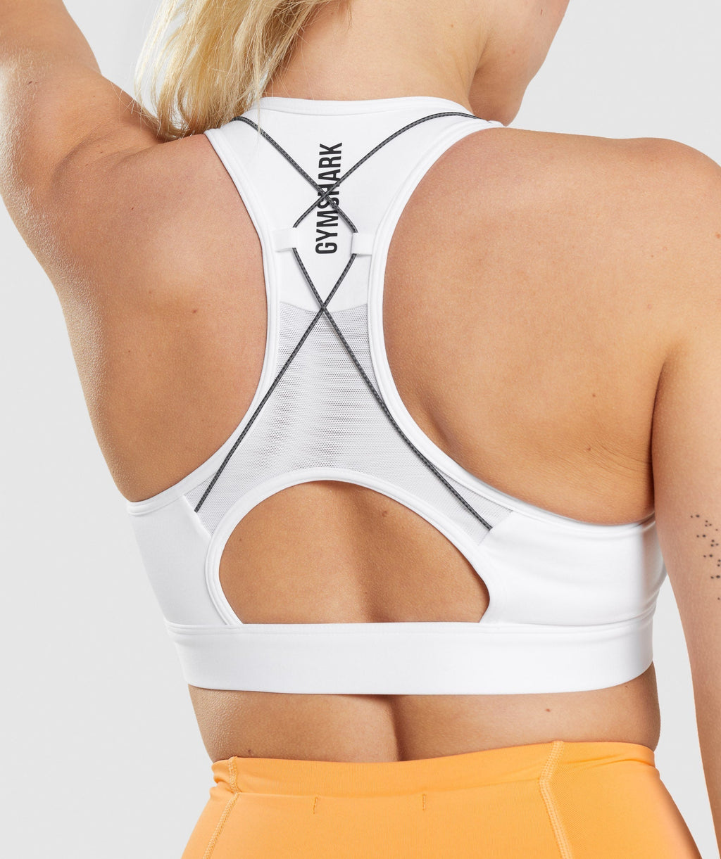gymshark-pulse-sports-bra-white-ss22