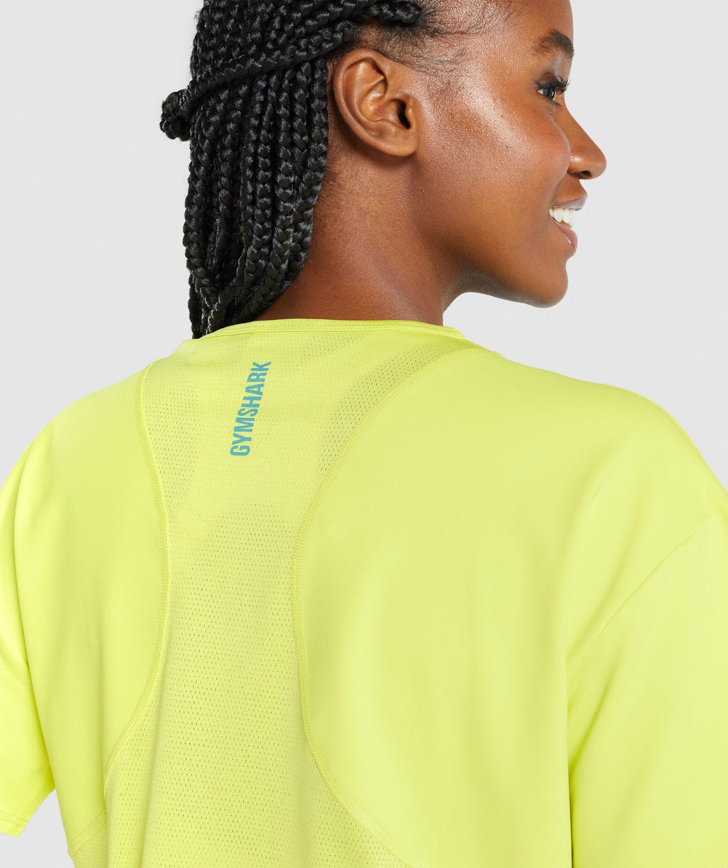 gymshark-pulse-t-shirt-yellow-aw21