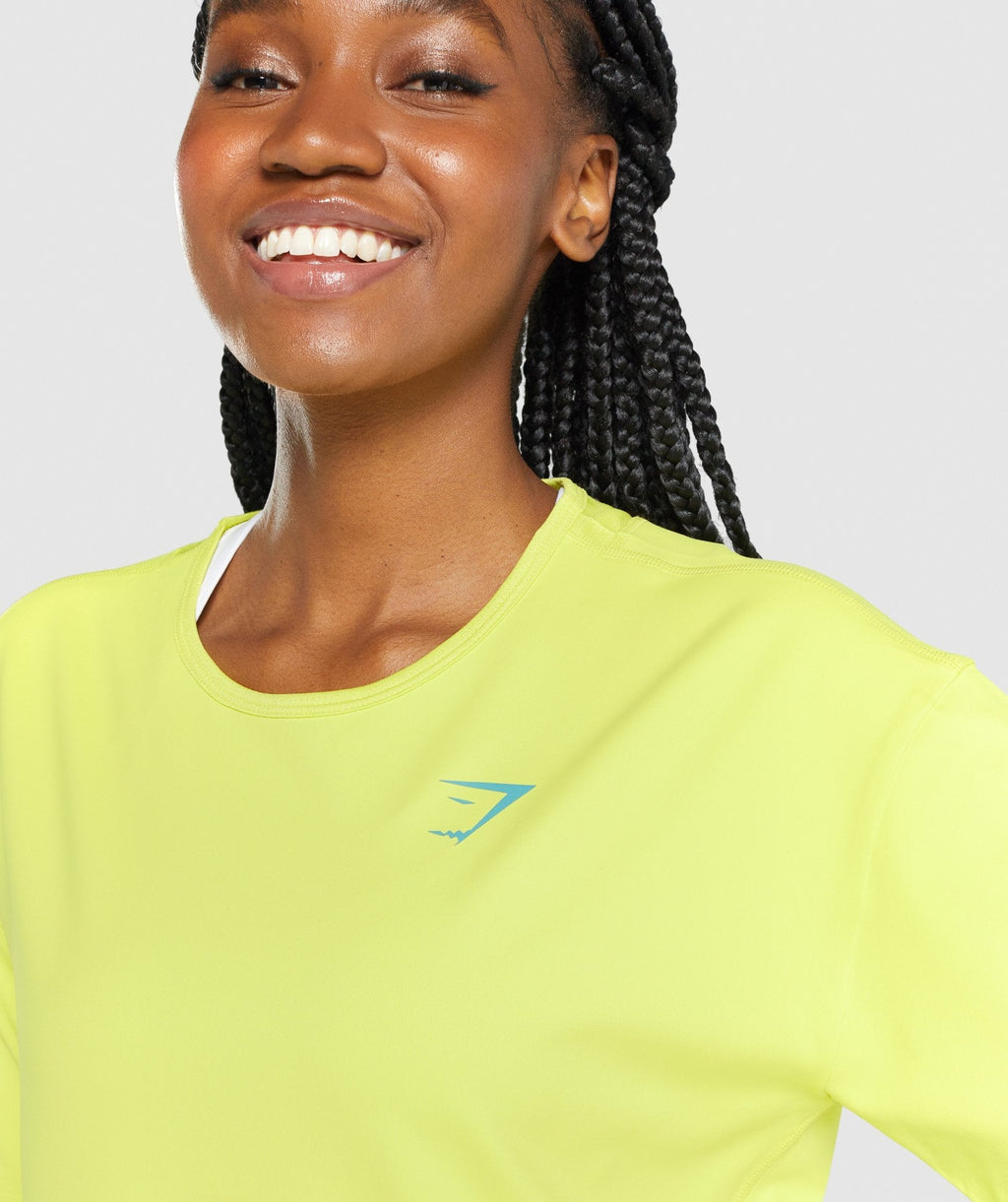 gymshark-pulse-t-shirt-yellow-aw21