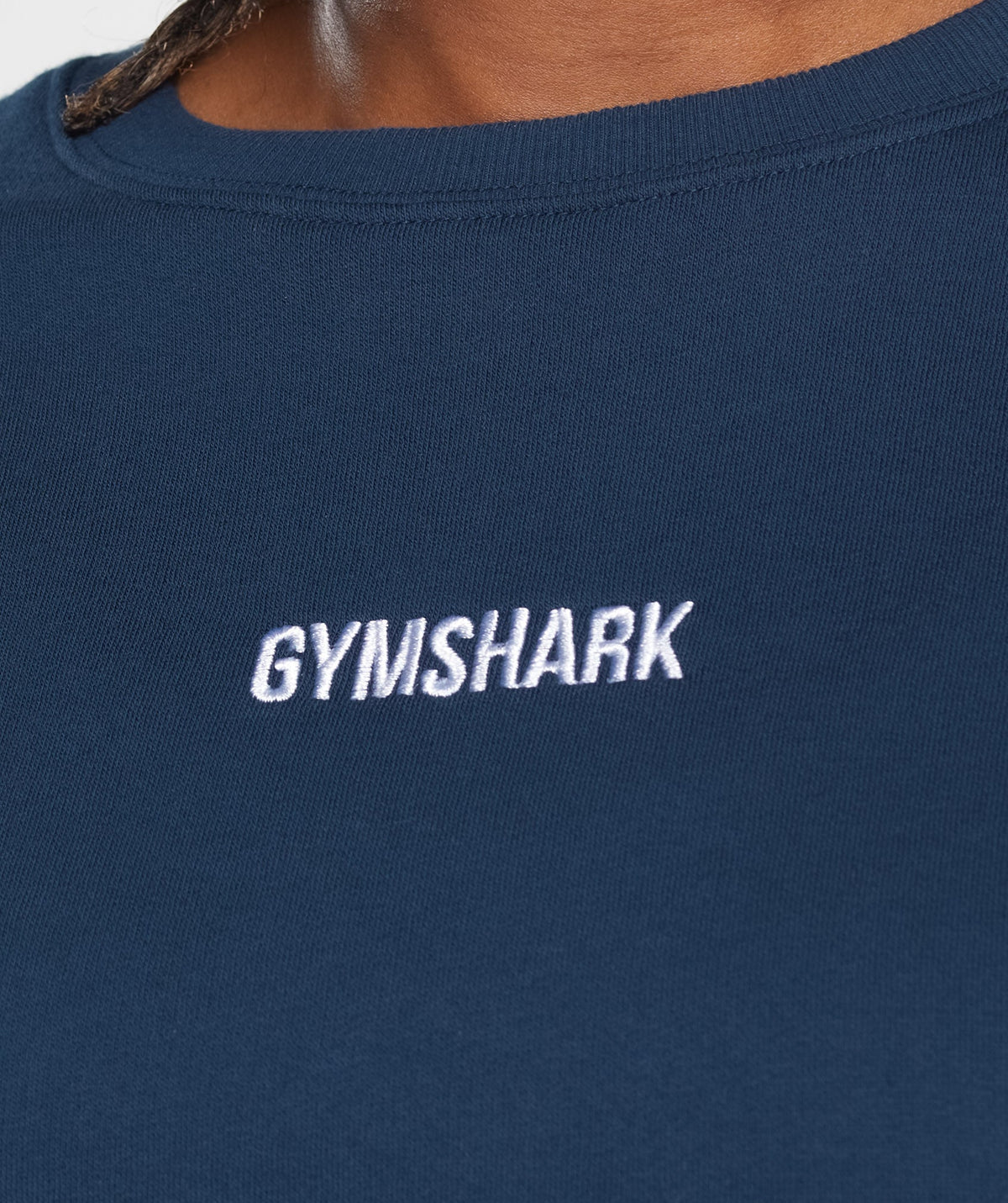 gymshark-pulse-pullover-navy-aw23