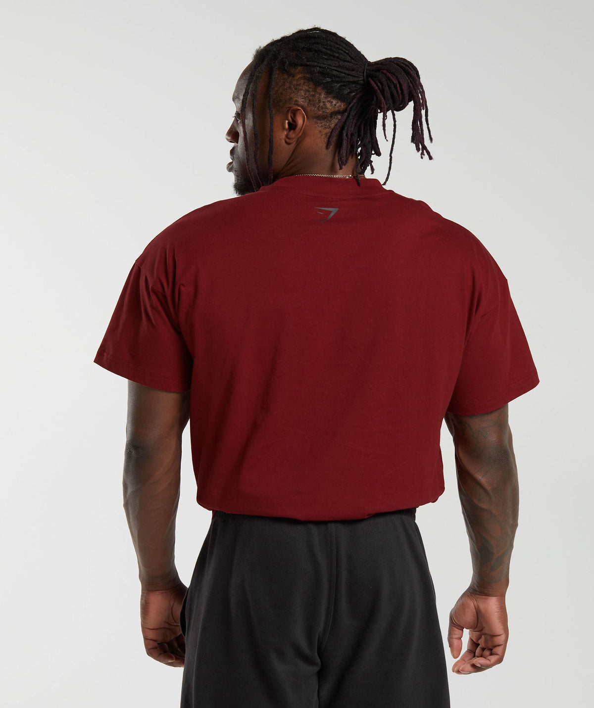 gymshark-pump-cover-t-shirt-spiced-red-aw23