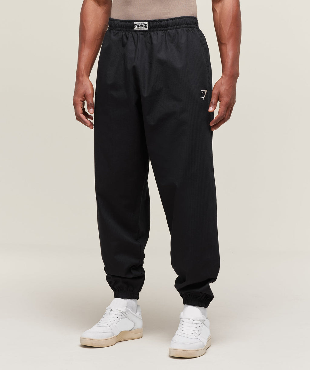 gymshark-pumper-pants-black-ss24