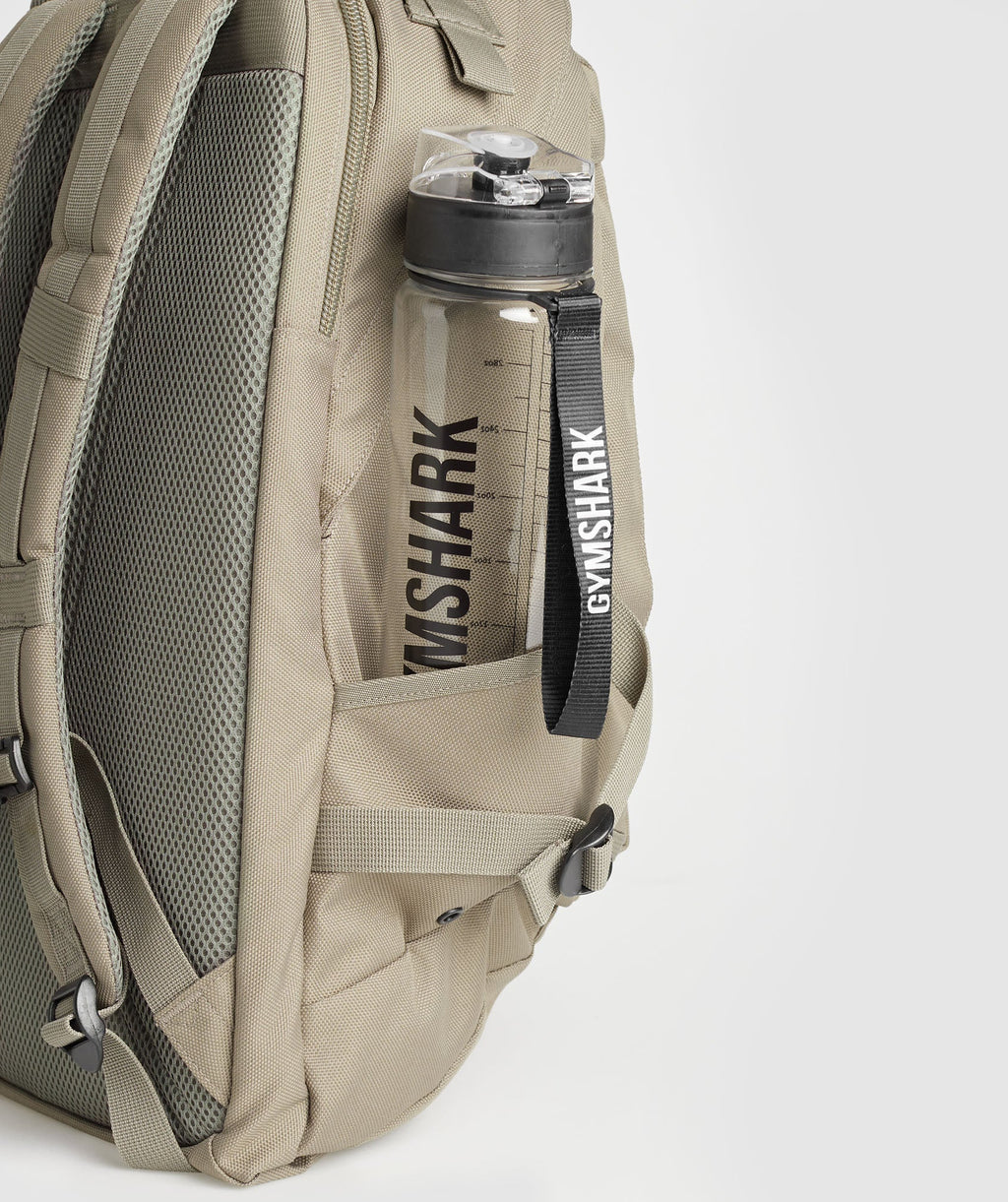 gymshark-pursuit-backpack-brown-aw23