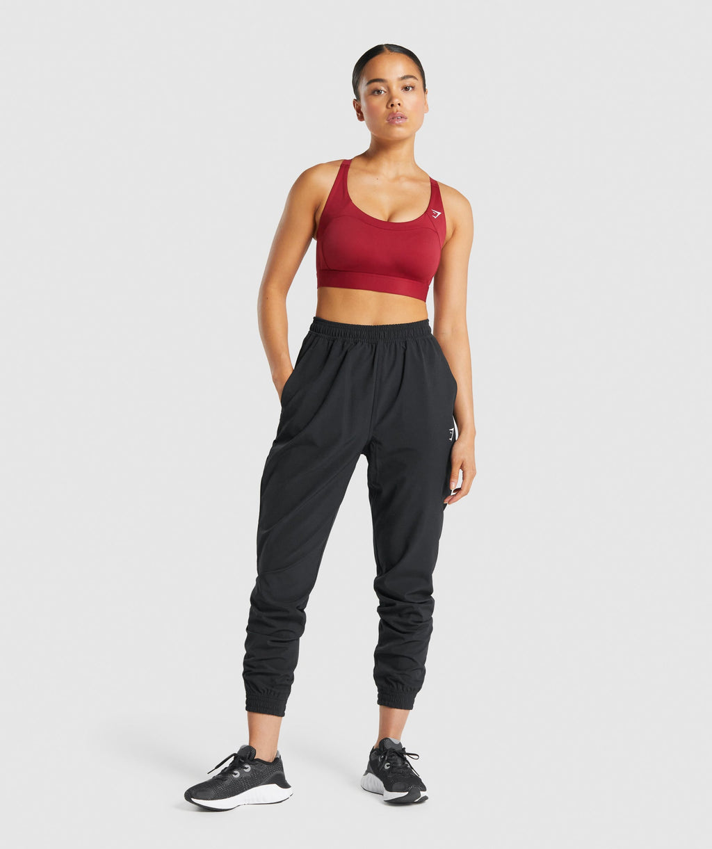 gymshark-racer-back-training-sports-bra-burgundy