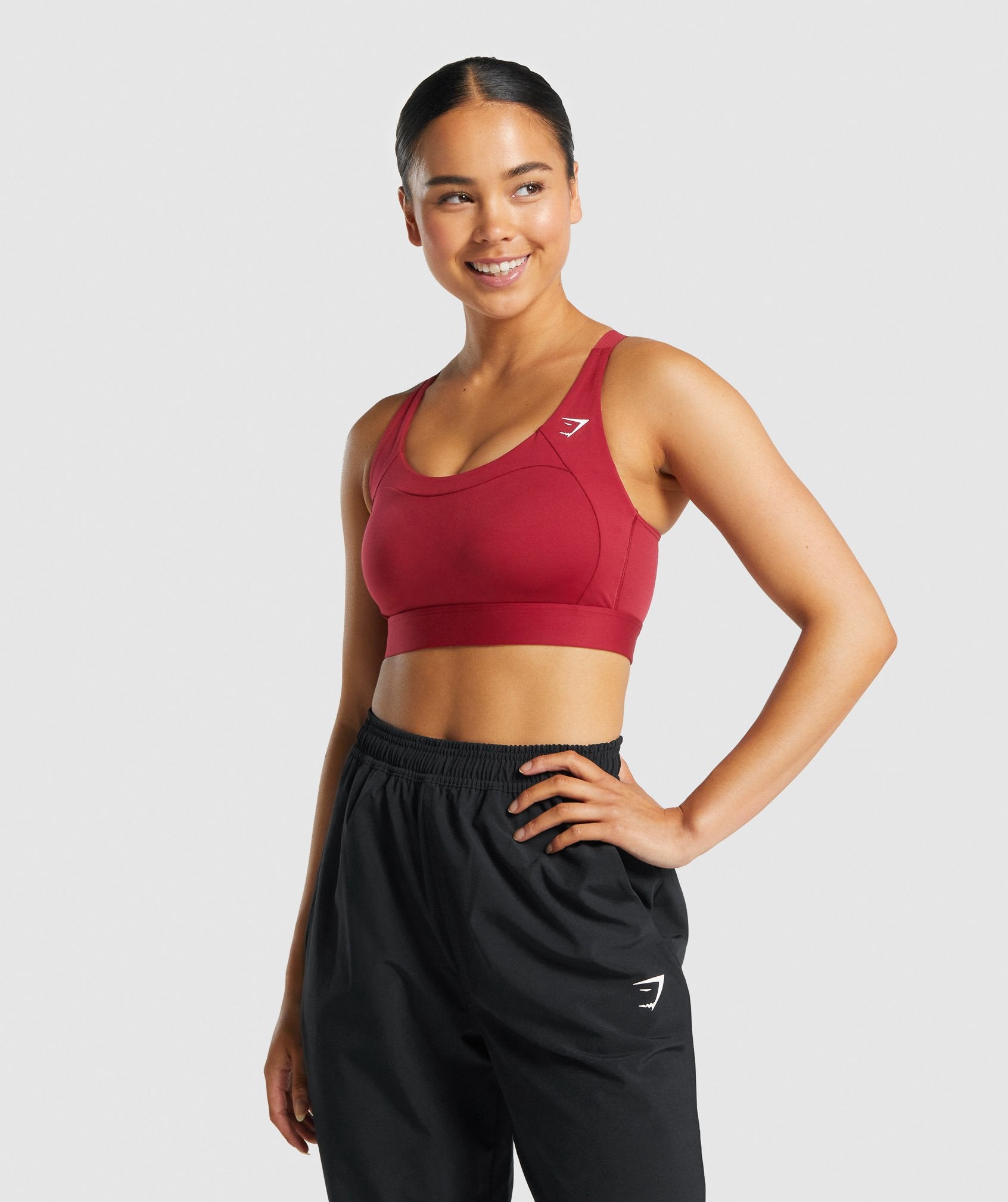 gymshark-racer-back-training-sports-bra-burgundy