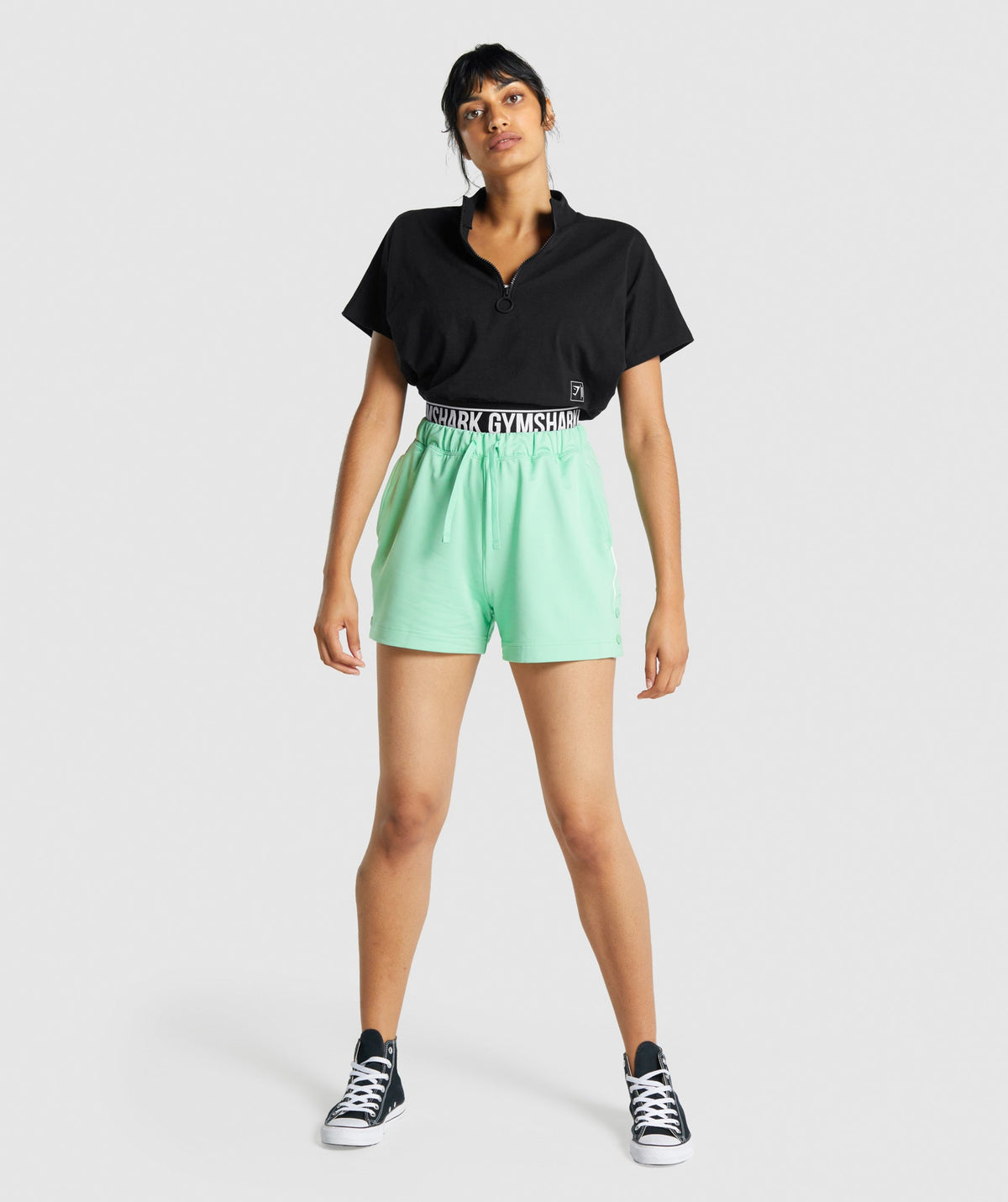 gymshark-recess-crop-1-2-zip-tee-black