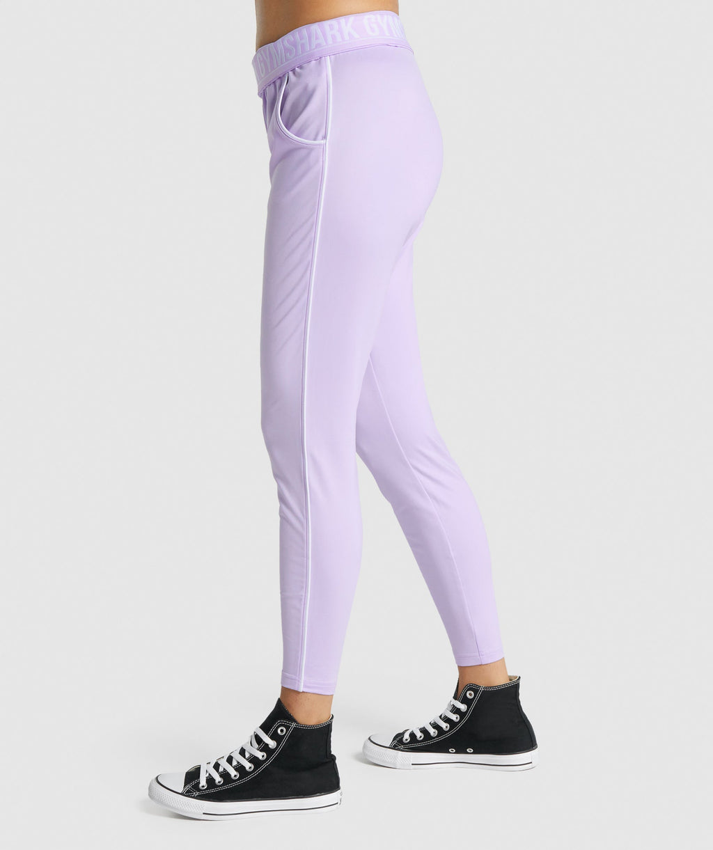 gymshark-recess-joggers-light-purple