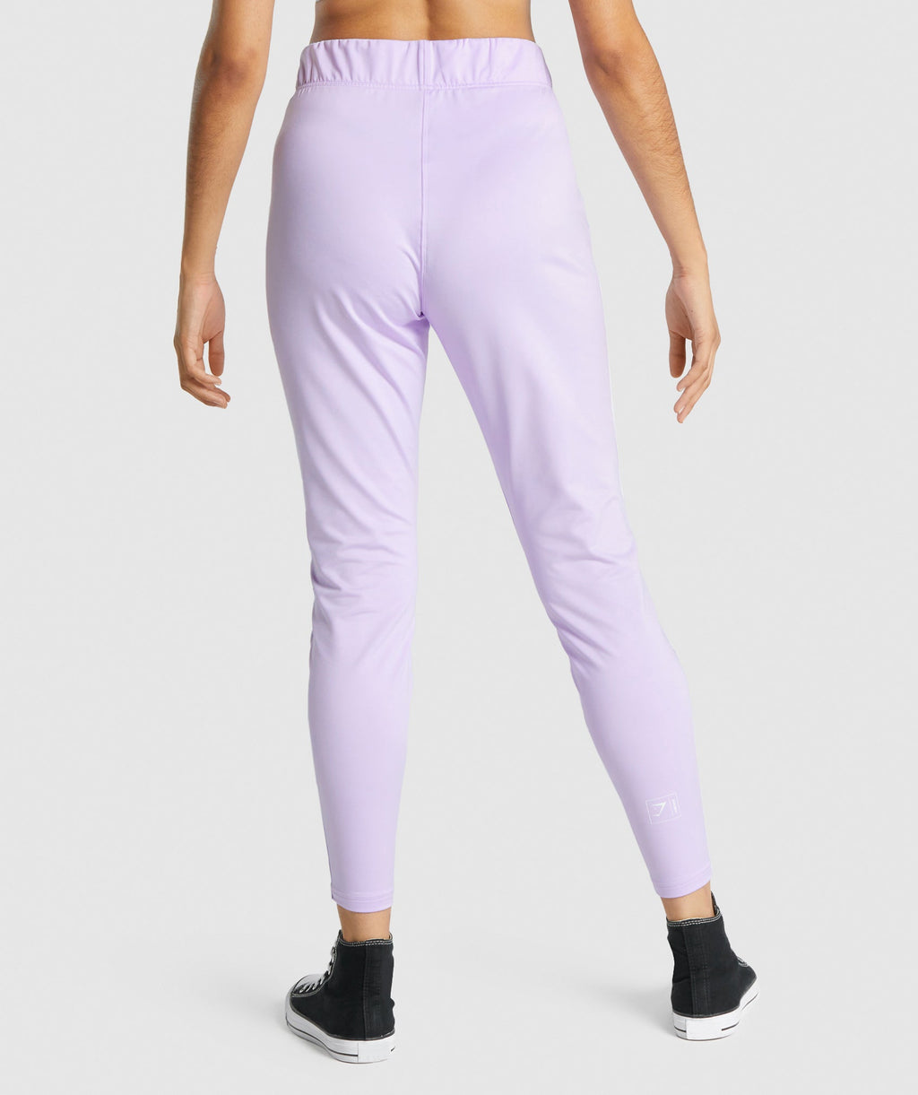 gymshark-recess-joggers-light-purple