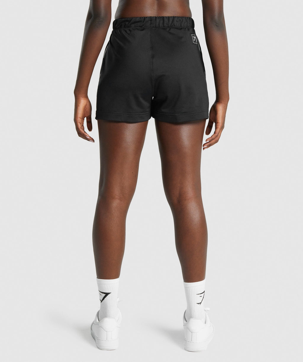 gymshark-recess-shorts-black-logo
