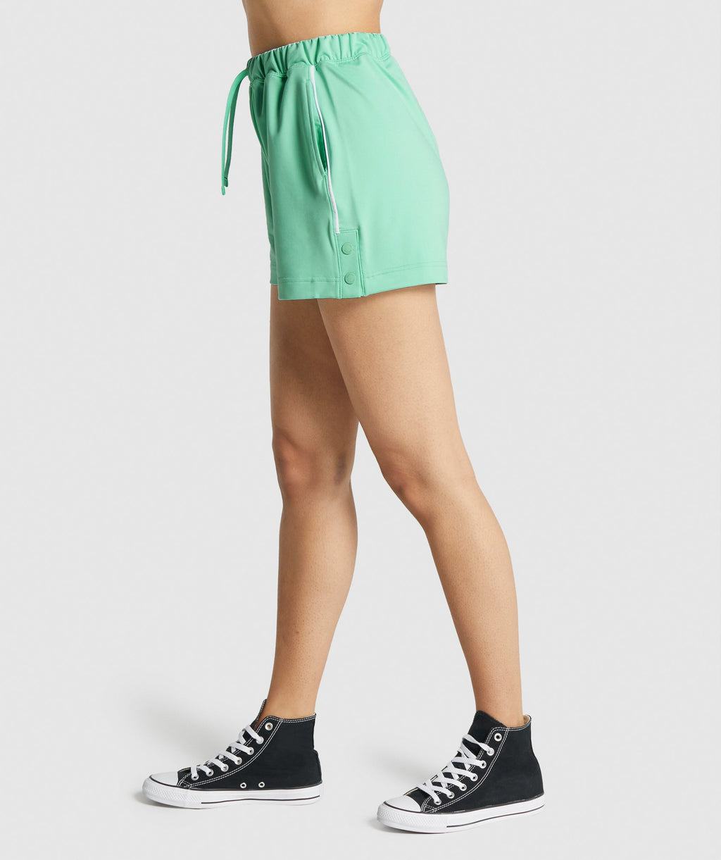 gymshark-recess-shorts-light-green