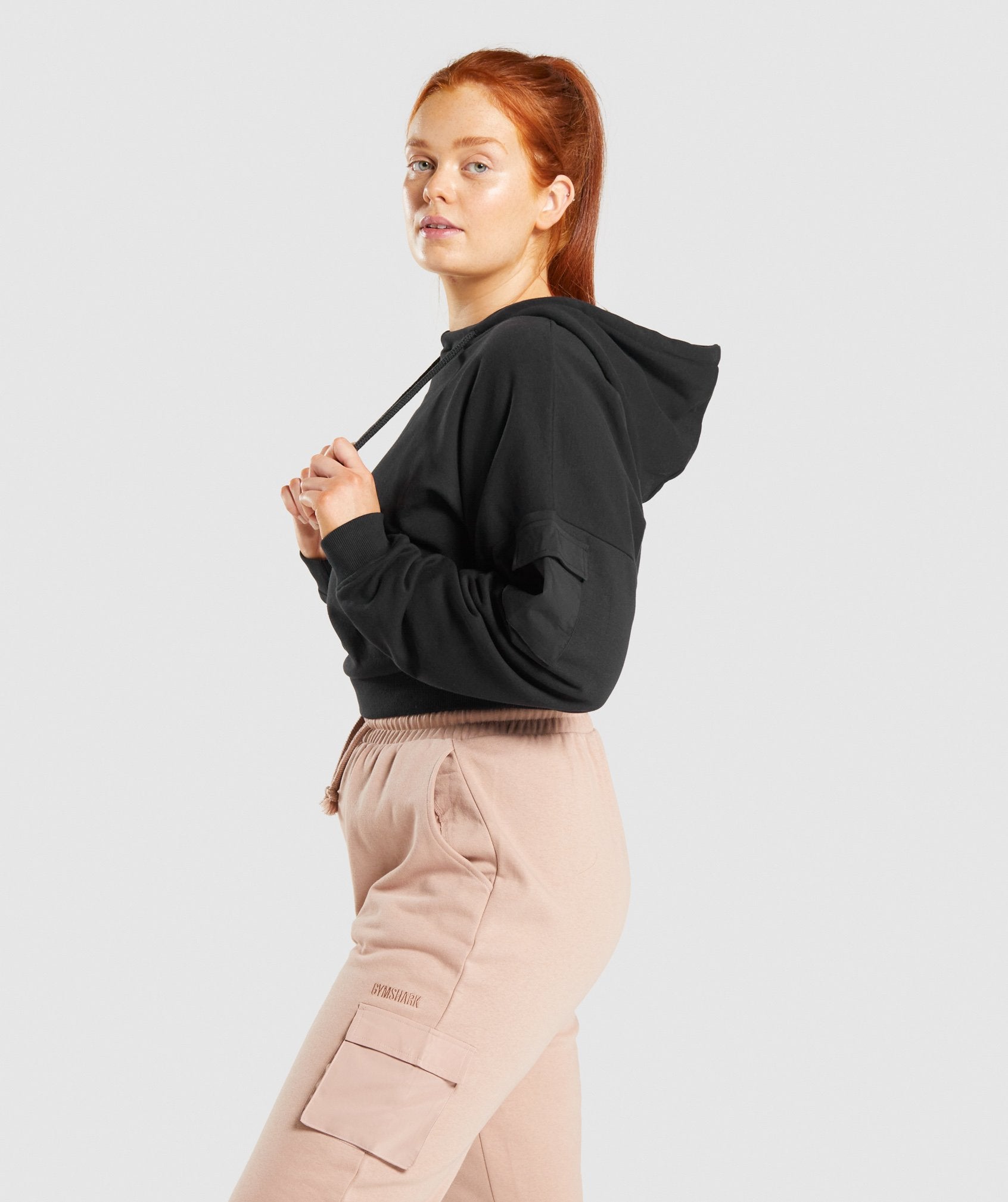 gymshark-release-hoodie-black-grey-logo