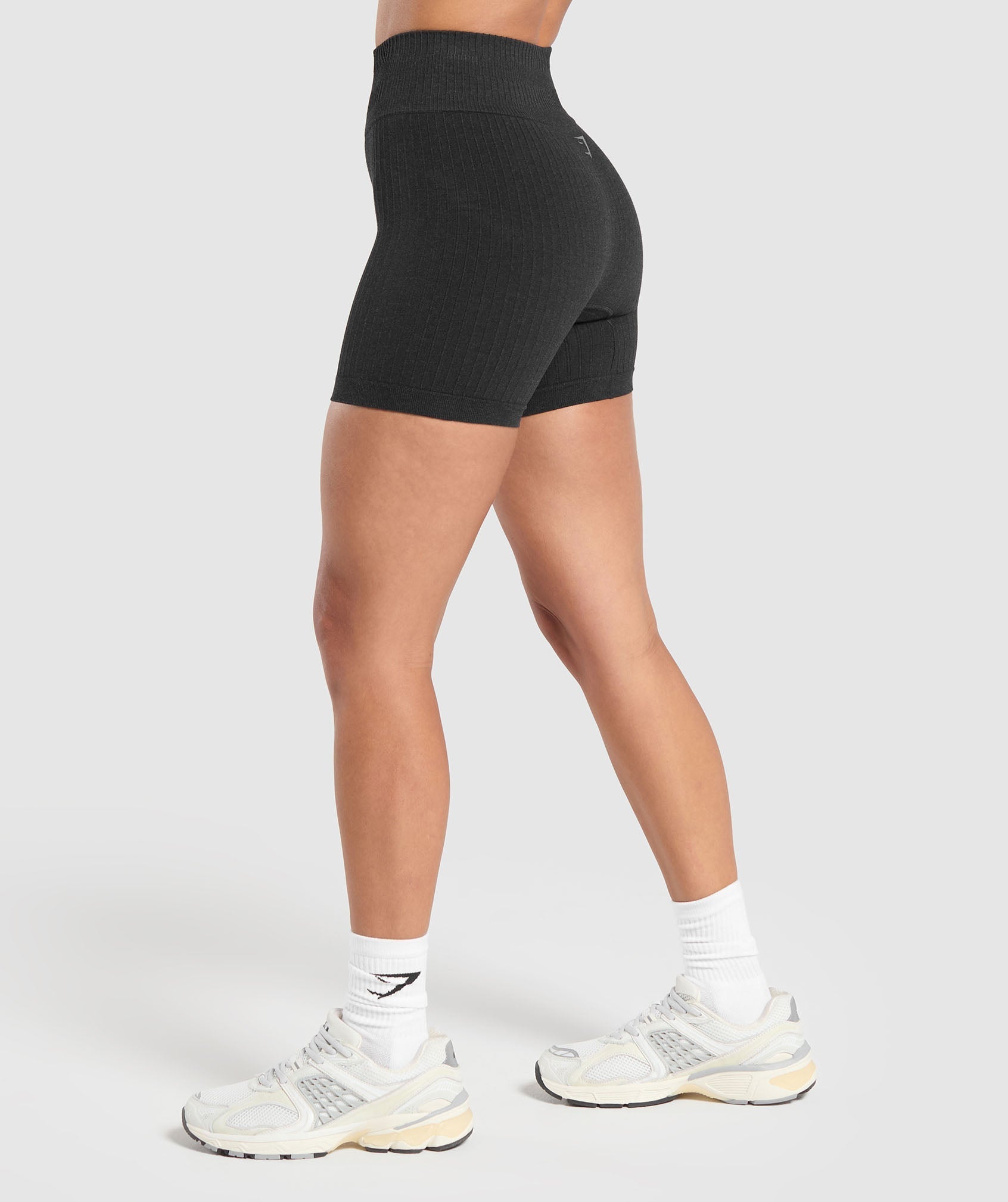 gymshark-luxe-seamless-shorts-coal-marl-aw24