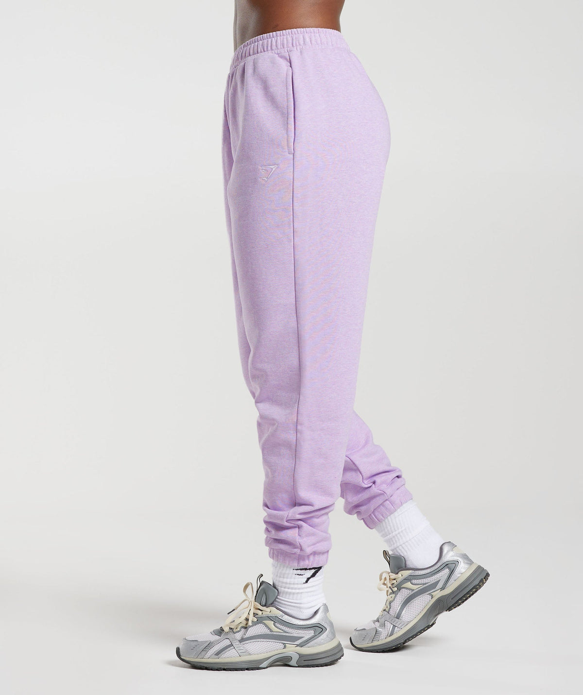 gymshark-rest-day-sweats-joggers-aura-lilac-marl-aw22