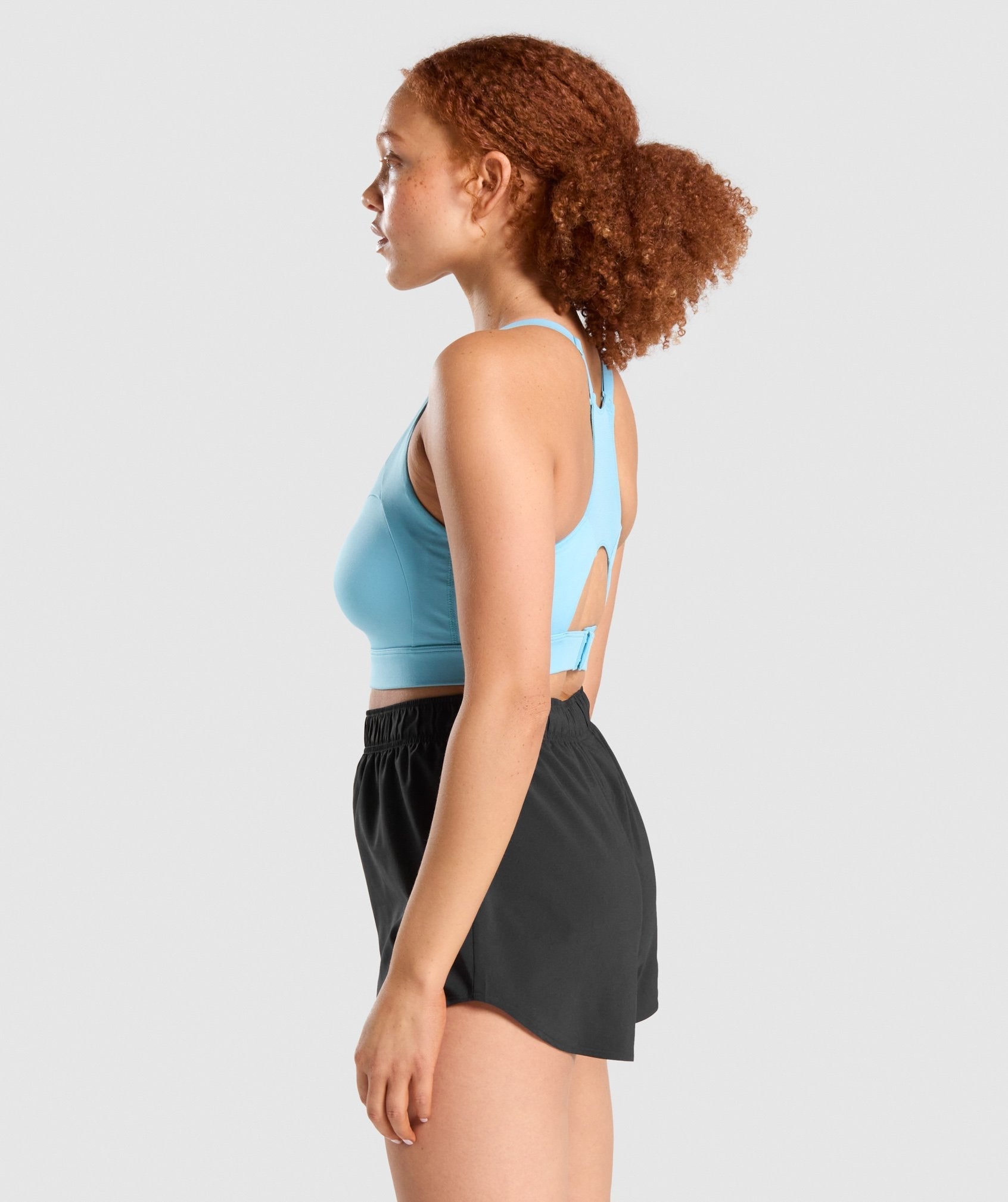 gymshark-racer-back-training-sports-bra-light-blue