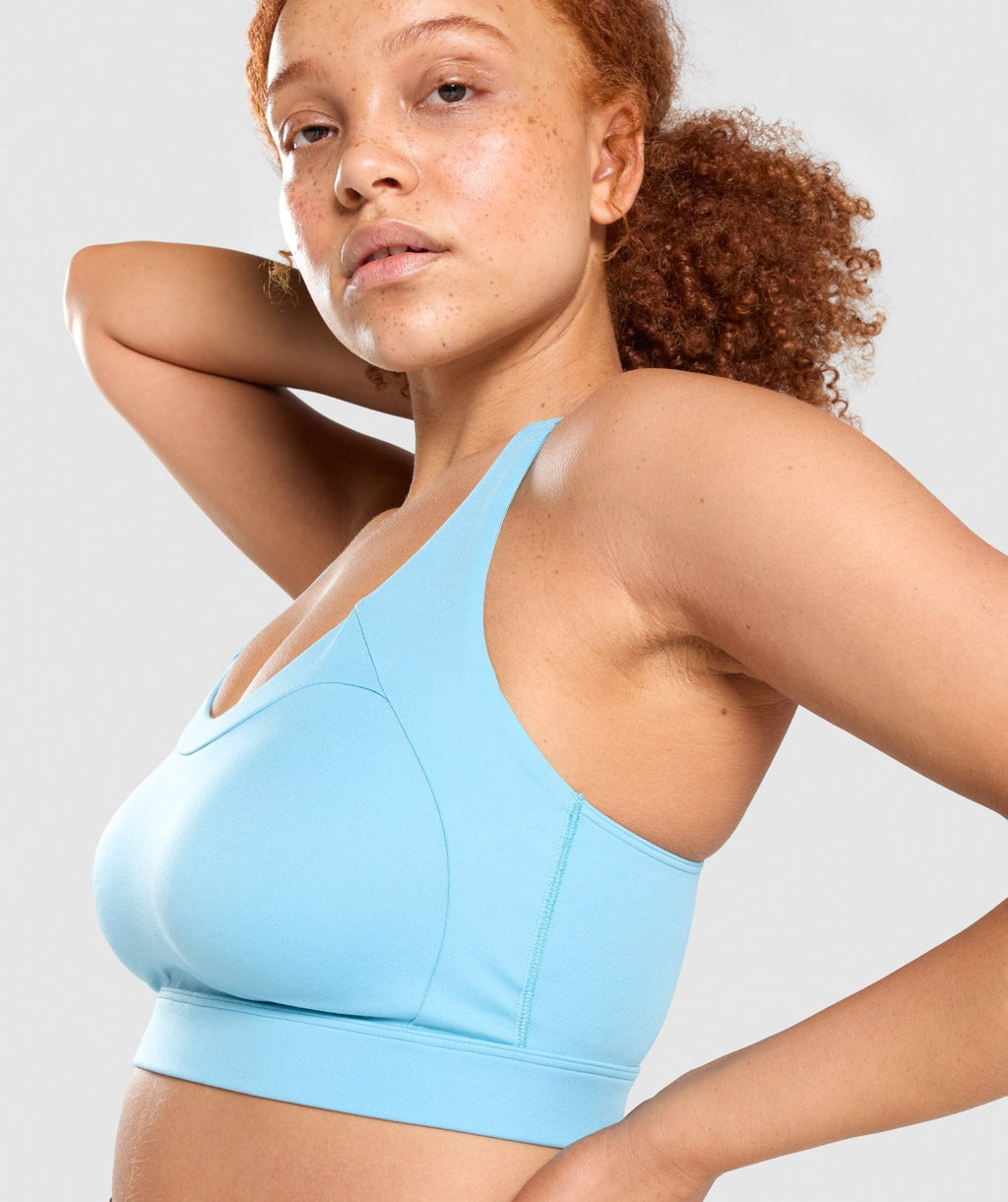 gymshark-racer-back-training-sports-bra-light-blue