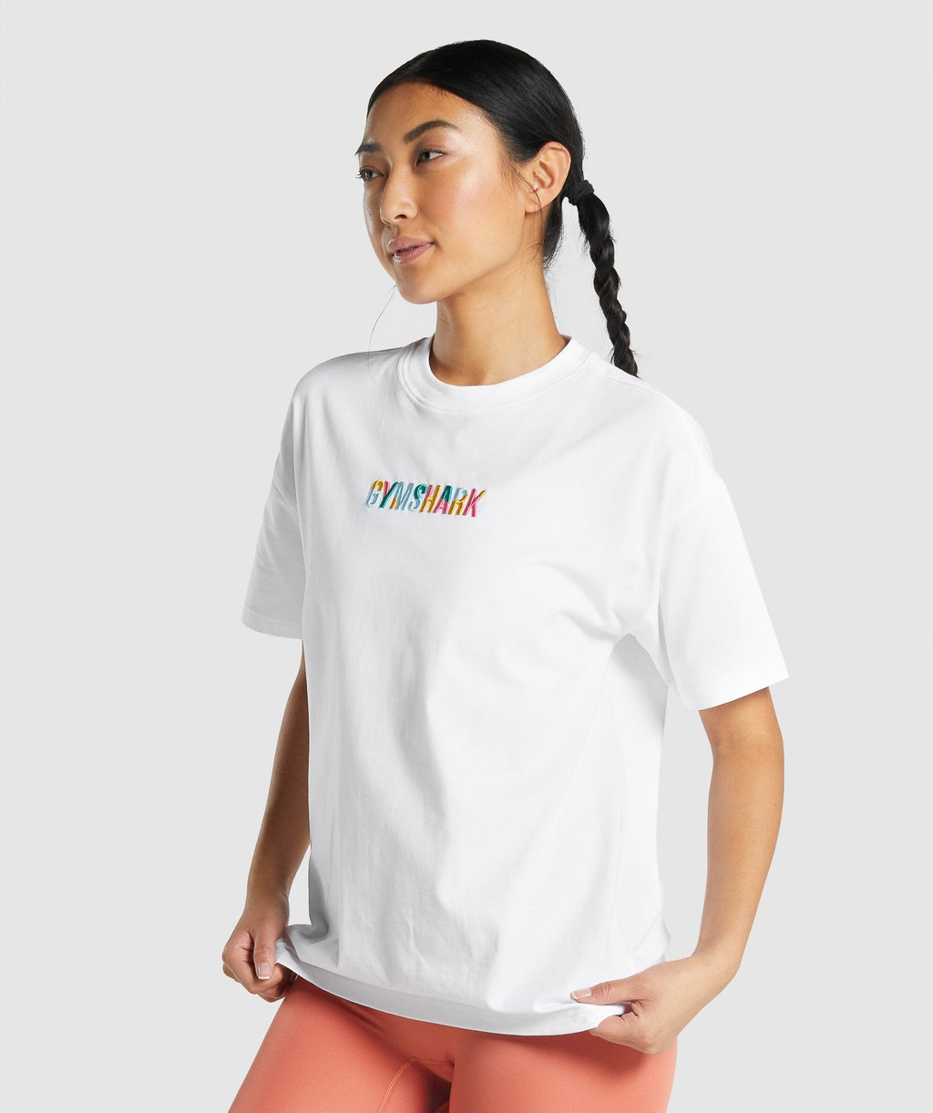 gymshark-sundae-graphic-t-shirt-white-aw21