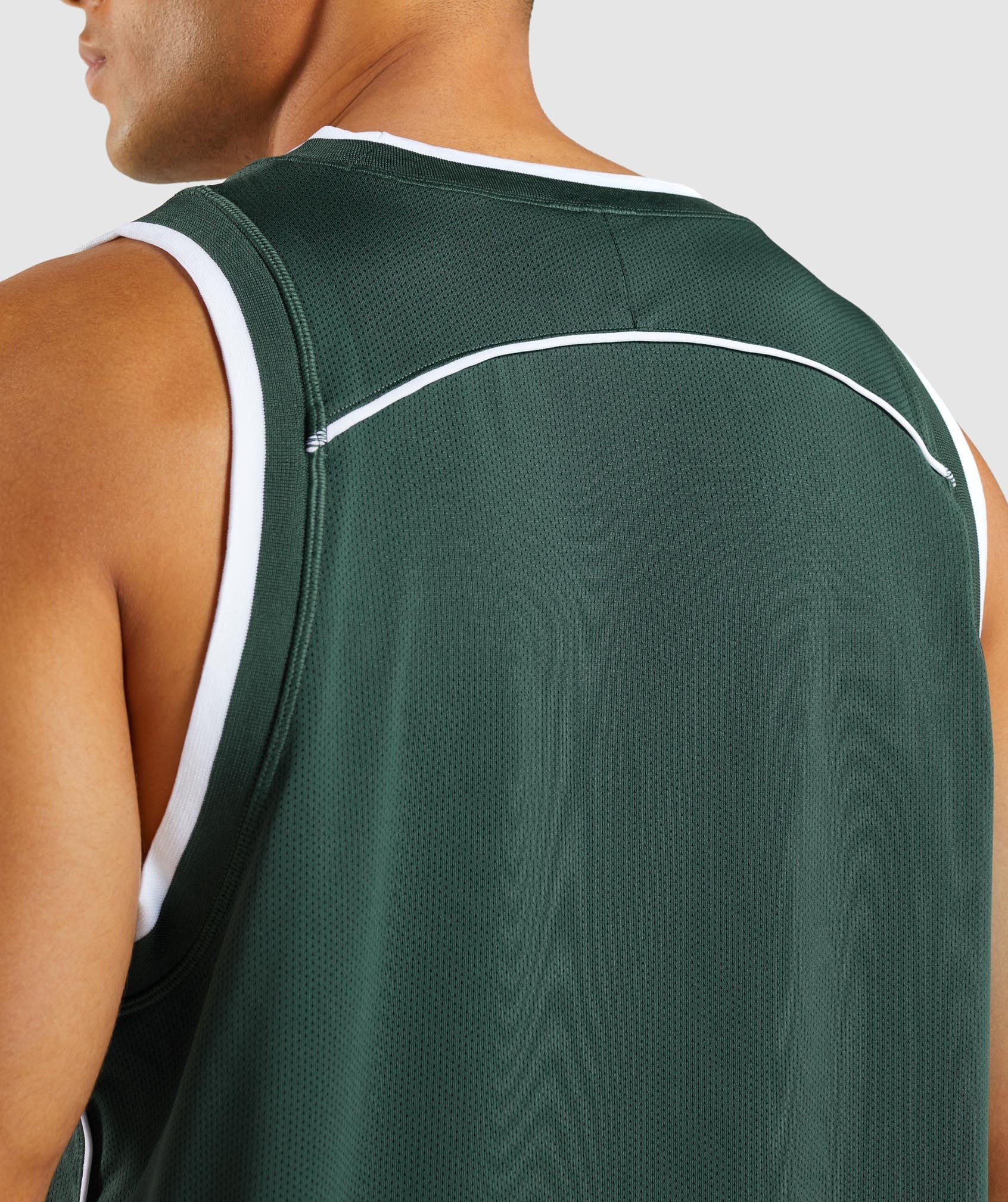gymshark-recess-basketball-tank-obsidian-green-white-ss22