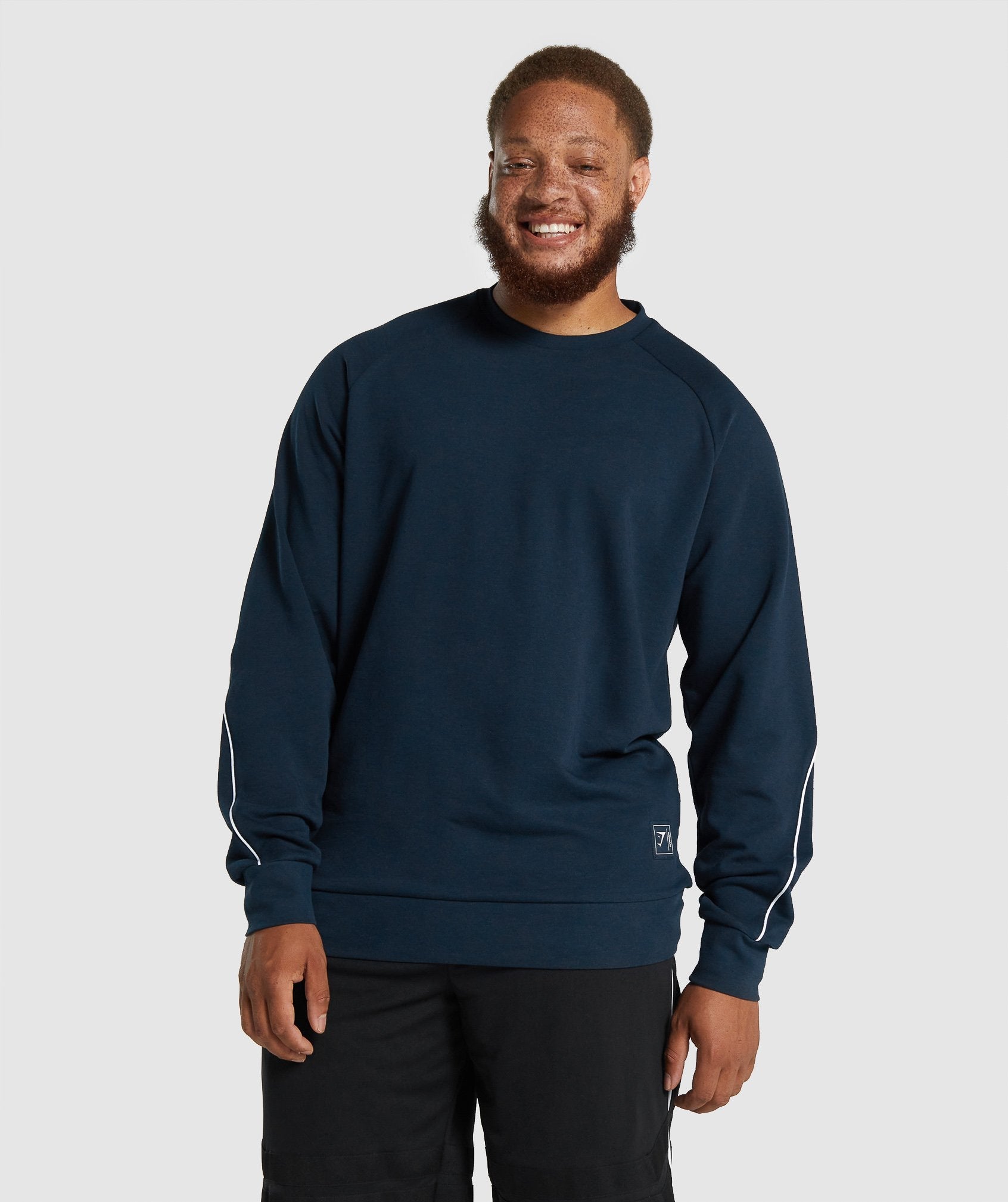 gymshark-recess-crew-sweatshirt-navy-aw21