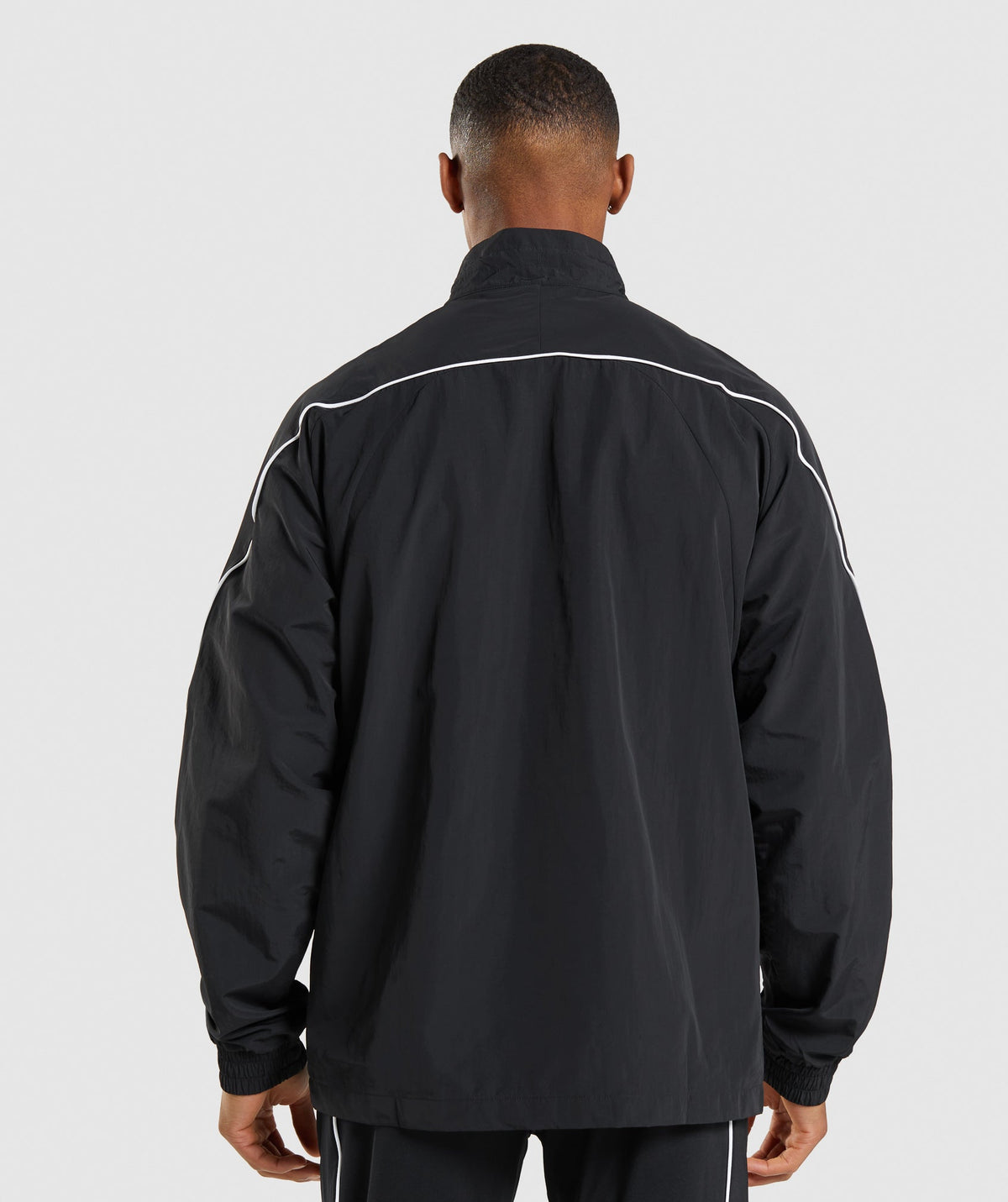 gymshark-recess-lightweight-jacket-black-white-ss22