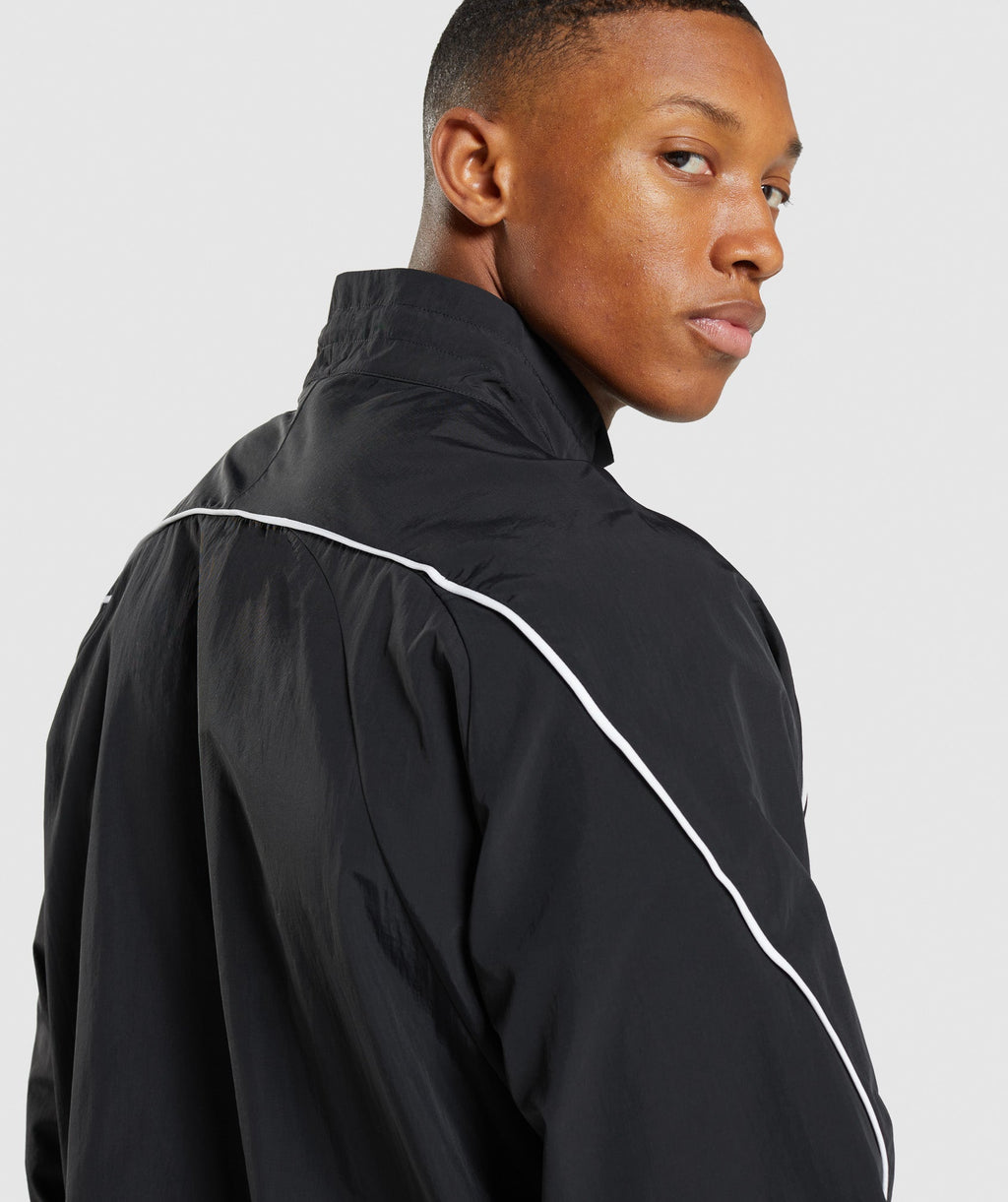 gymshark-recess-lightweight-jacket-black-white-ss22