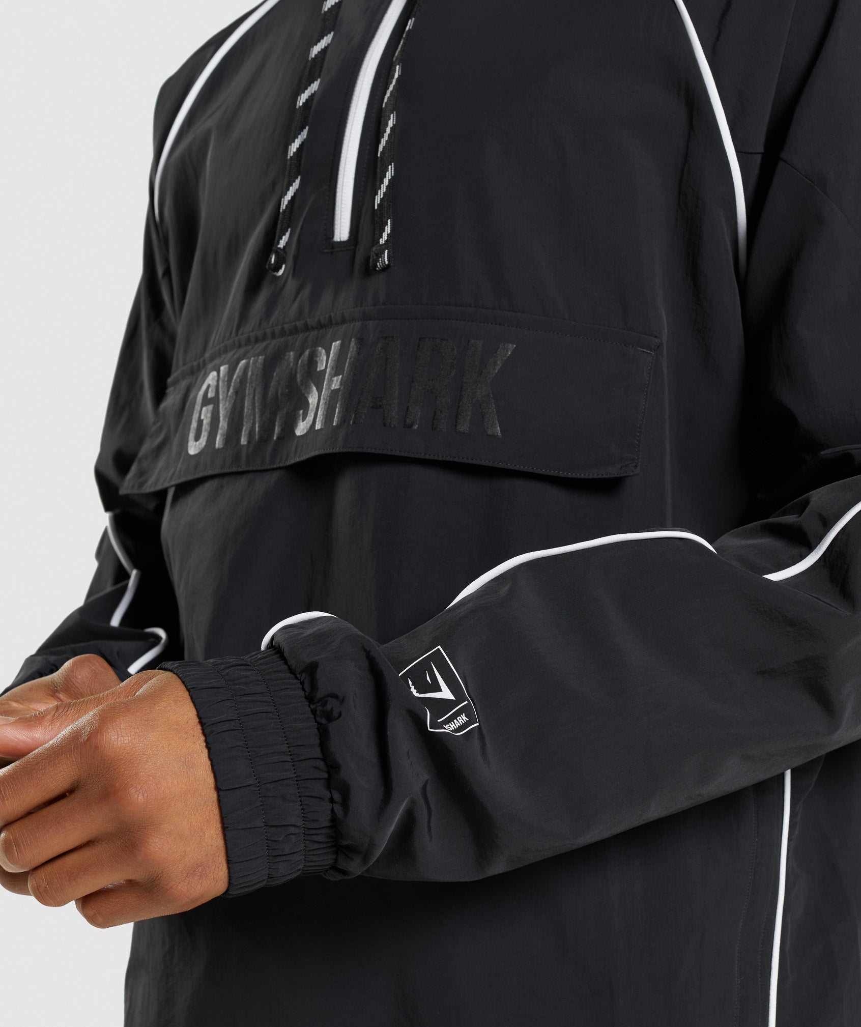 gymshark-recess-lightweight-jacket-black-white-ss22