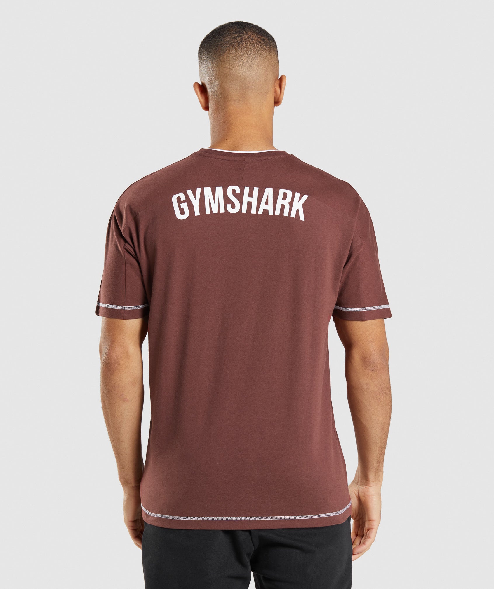gymshark-recess-t-shirt-cherry-brown-white-ss22