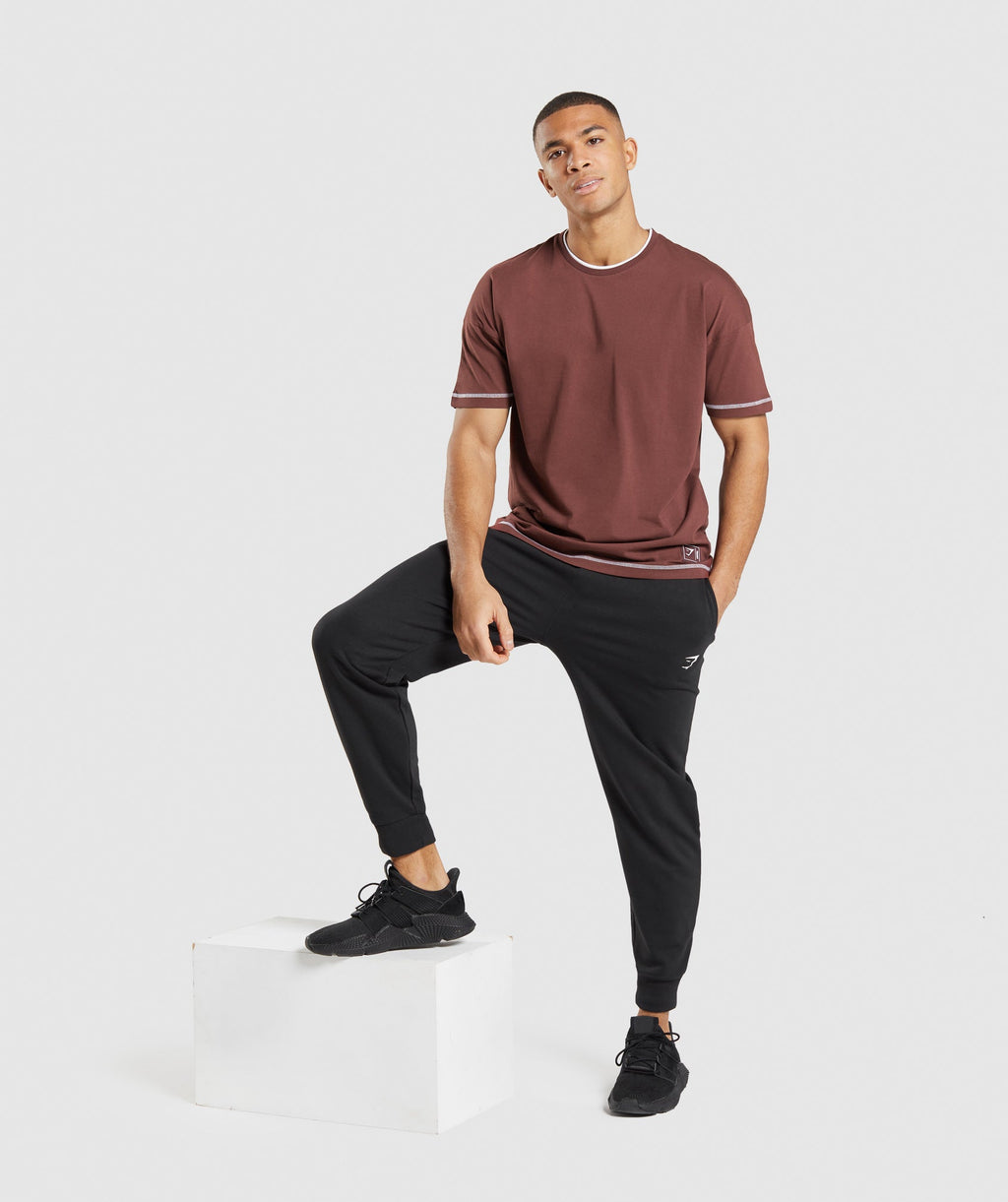 gymshark-recess-t-shirt-cherry-brown-white-ss22