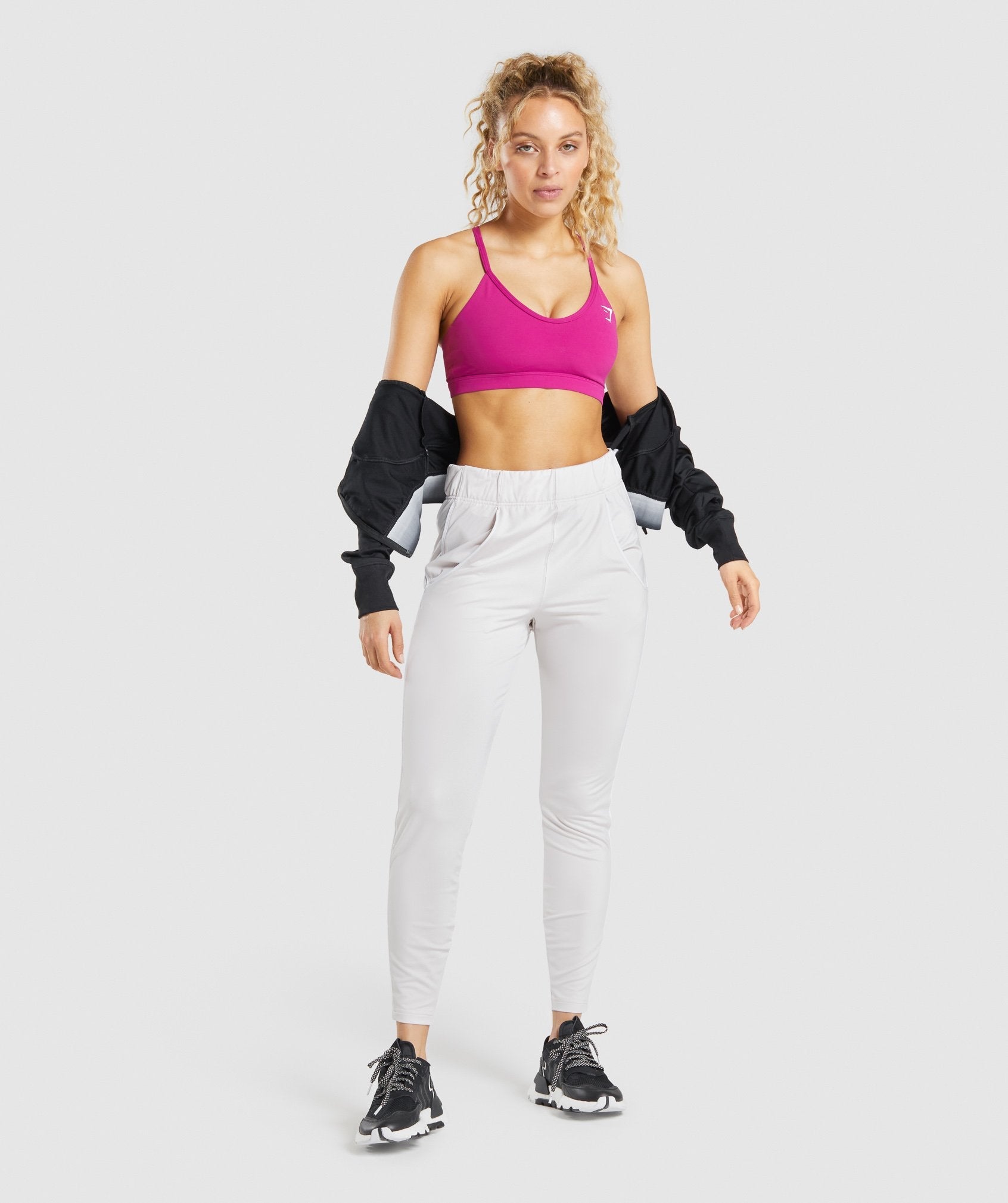 gymshark-recess-joggers-creame