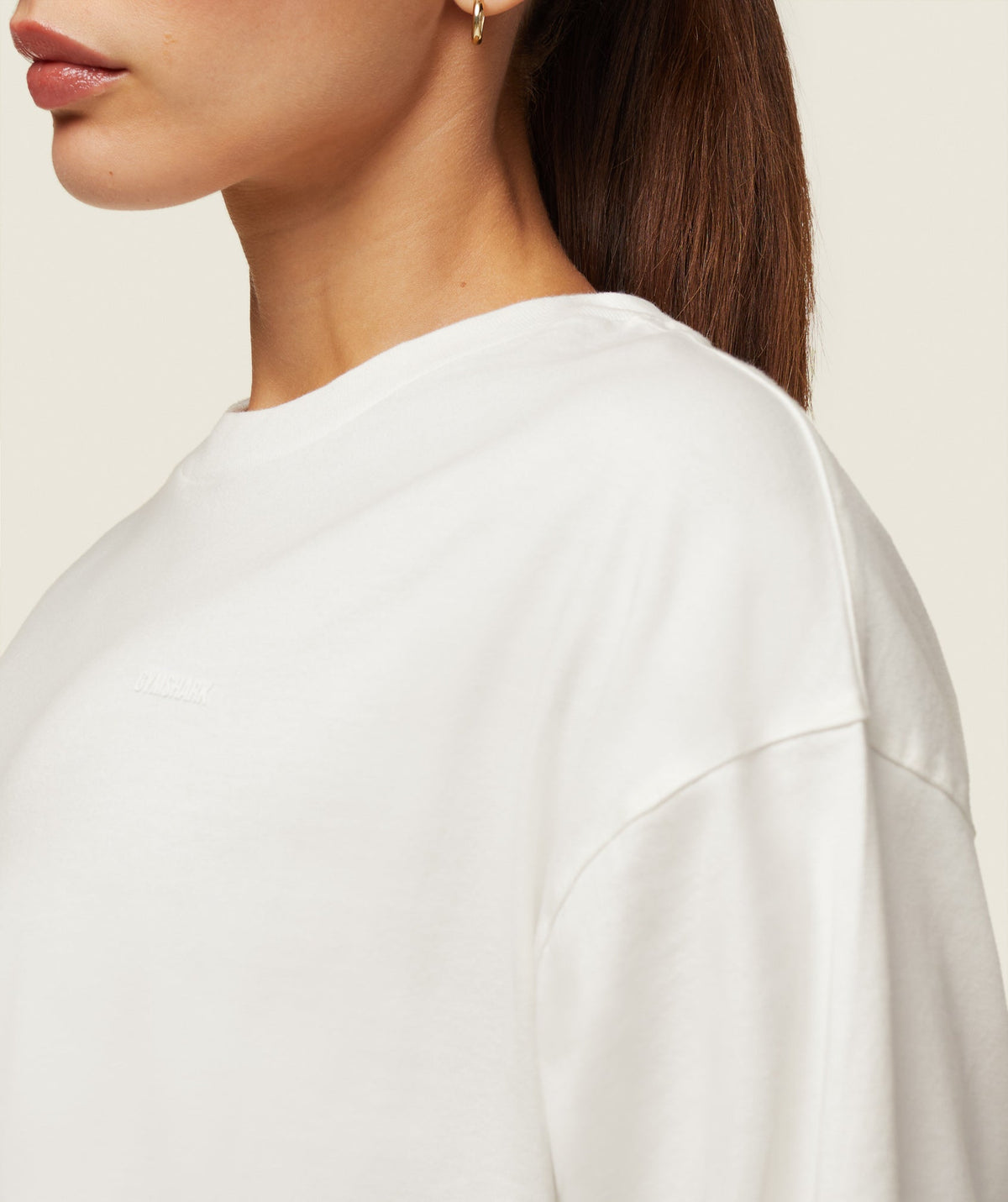 gymshark-everywear-long-sleeve-top-soft-white-ss24