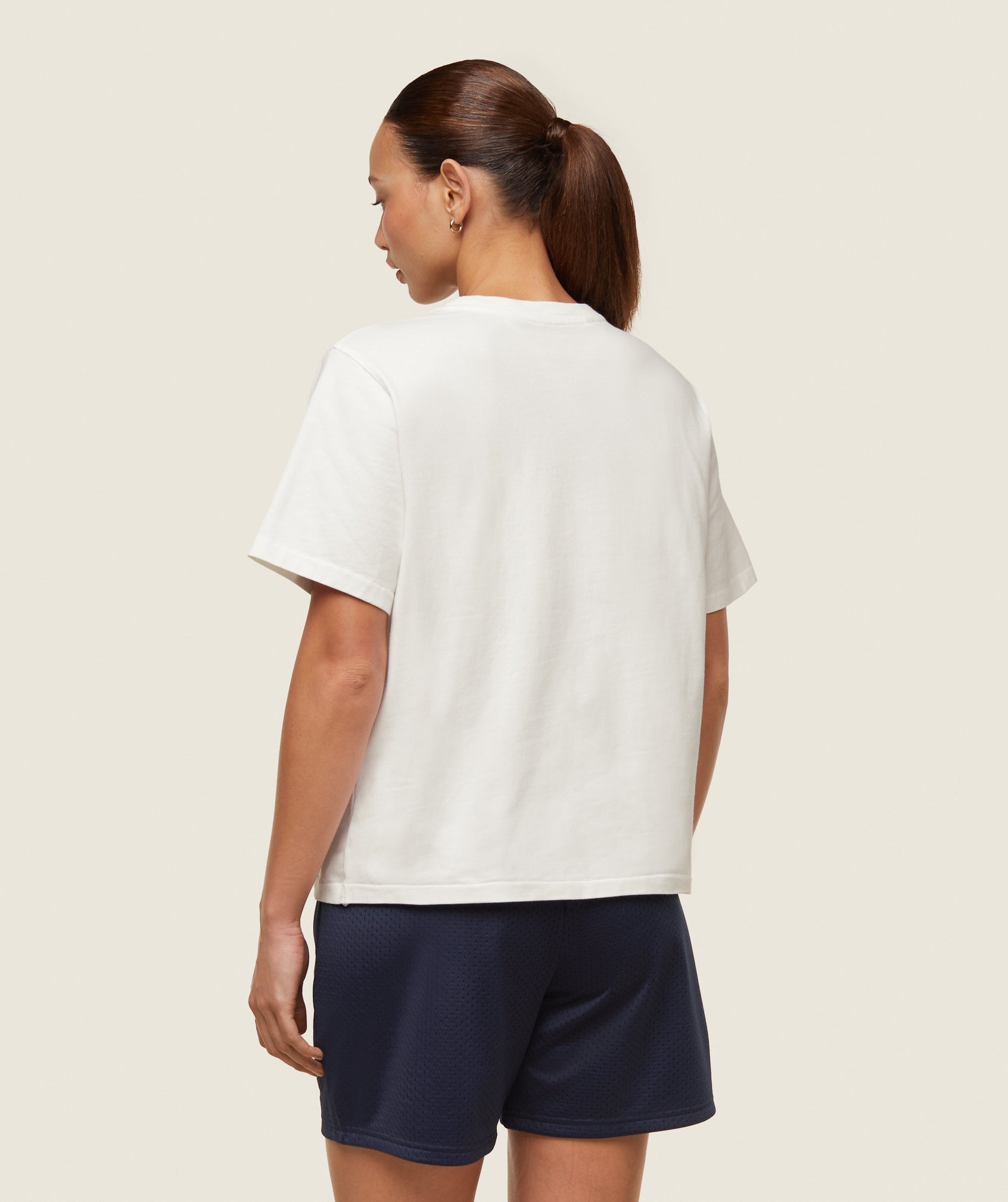 gymshark-everywear-regular-t-shirt-soft-white-ss24