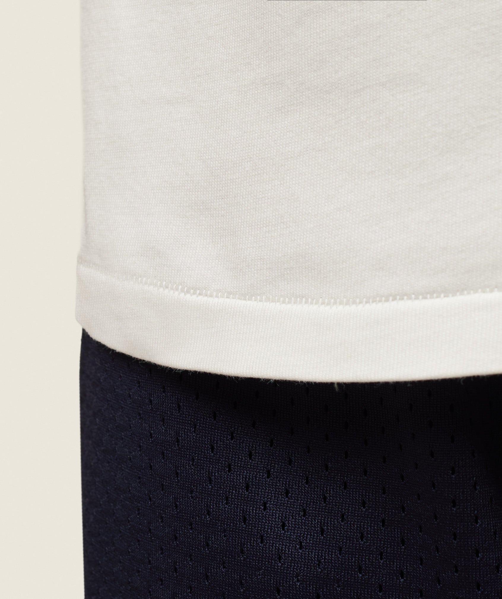 gymshark-everywear-regular-t-shirt-soft-white-ss24