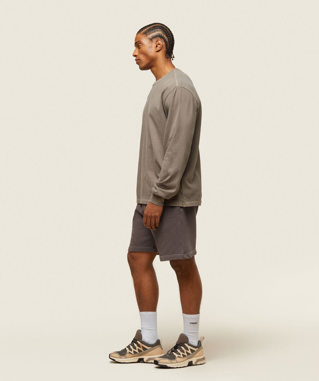 gymshark-everywear-relaxed-long-sleeve-tee-linen-brown-ss24