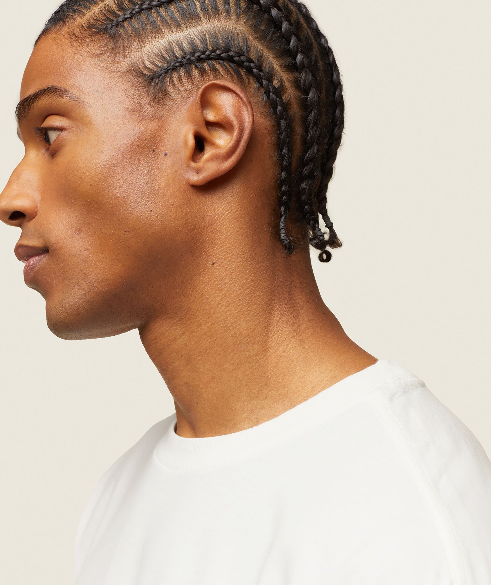 gymshark-everywear-relaxed-long-sleeve-tee-soft-white-ss24
