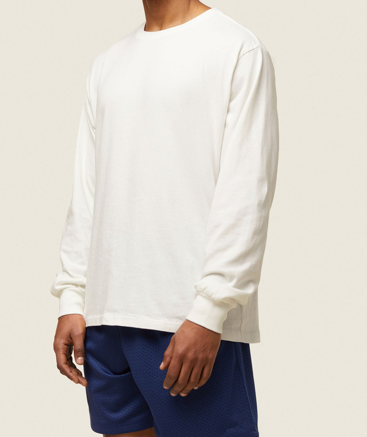 gymshark-everywear-relaxed-long-sleeve-tee-soft-white-ss24