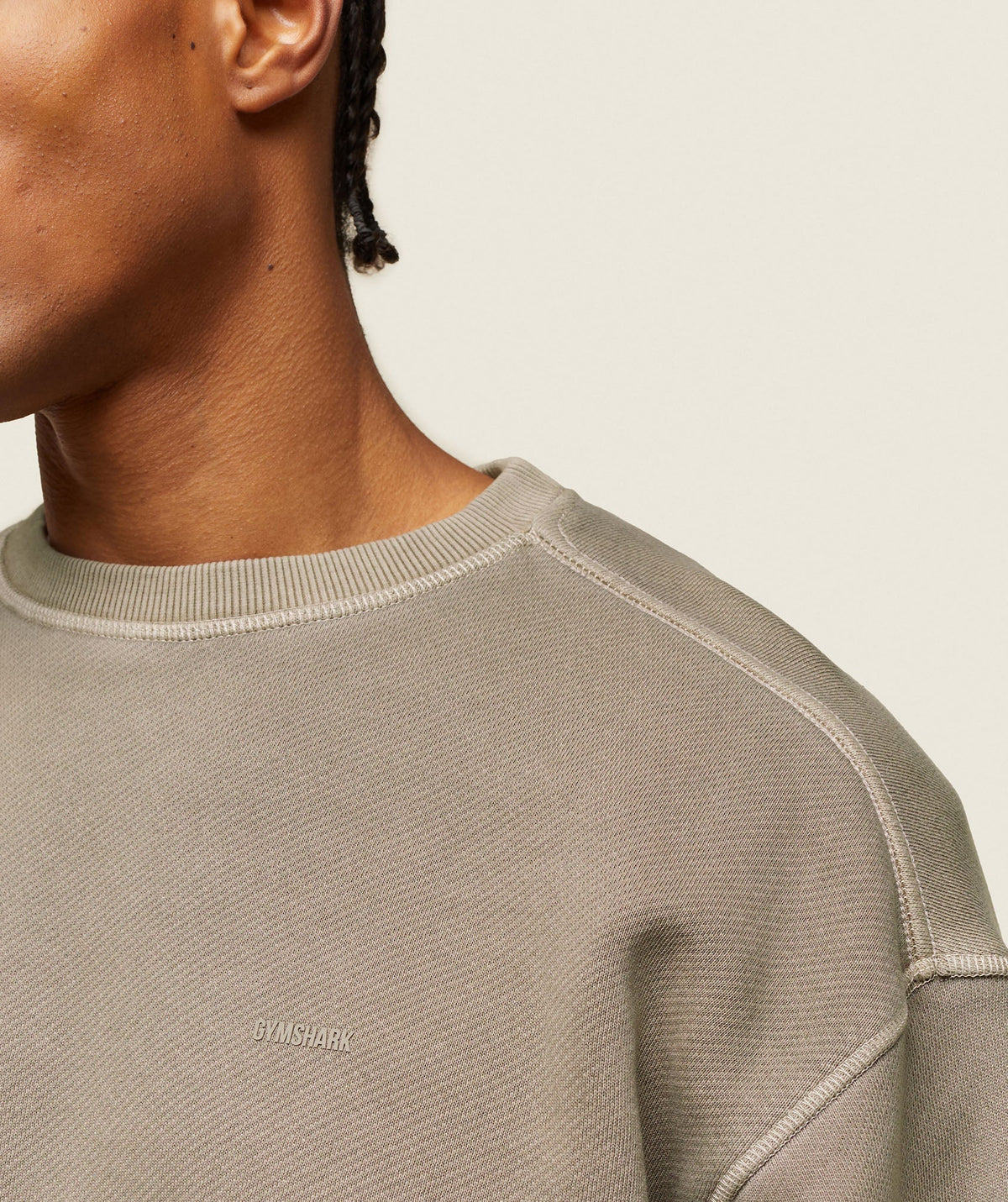 gymshark-everywear-relaxed-stitch-sweatshirt-linen-brown-ss24