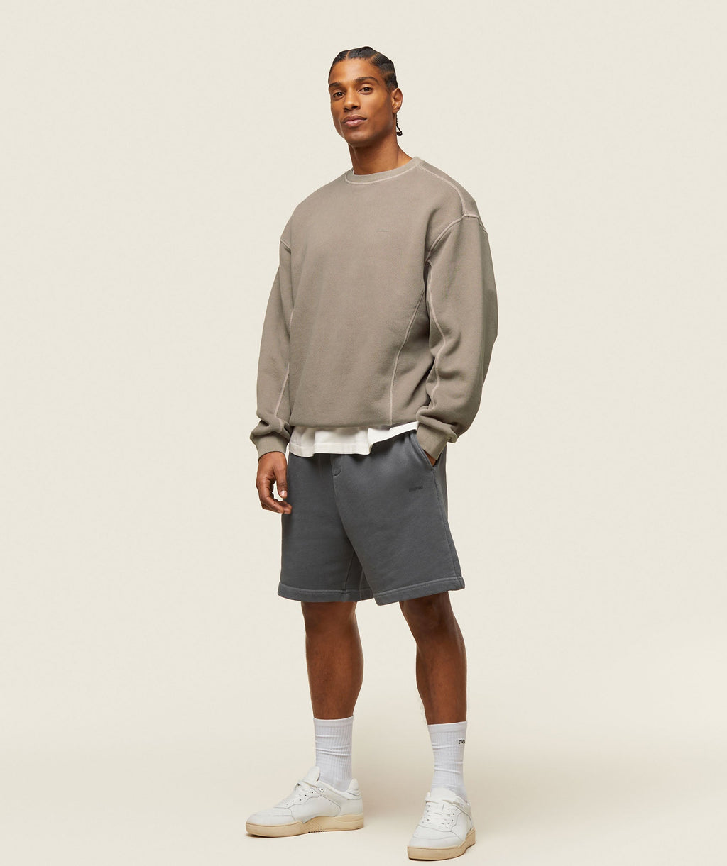 gymshark-everywear-relaxed-stitch-sweatshirt-linen-brown-ss24