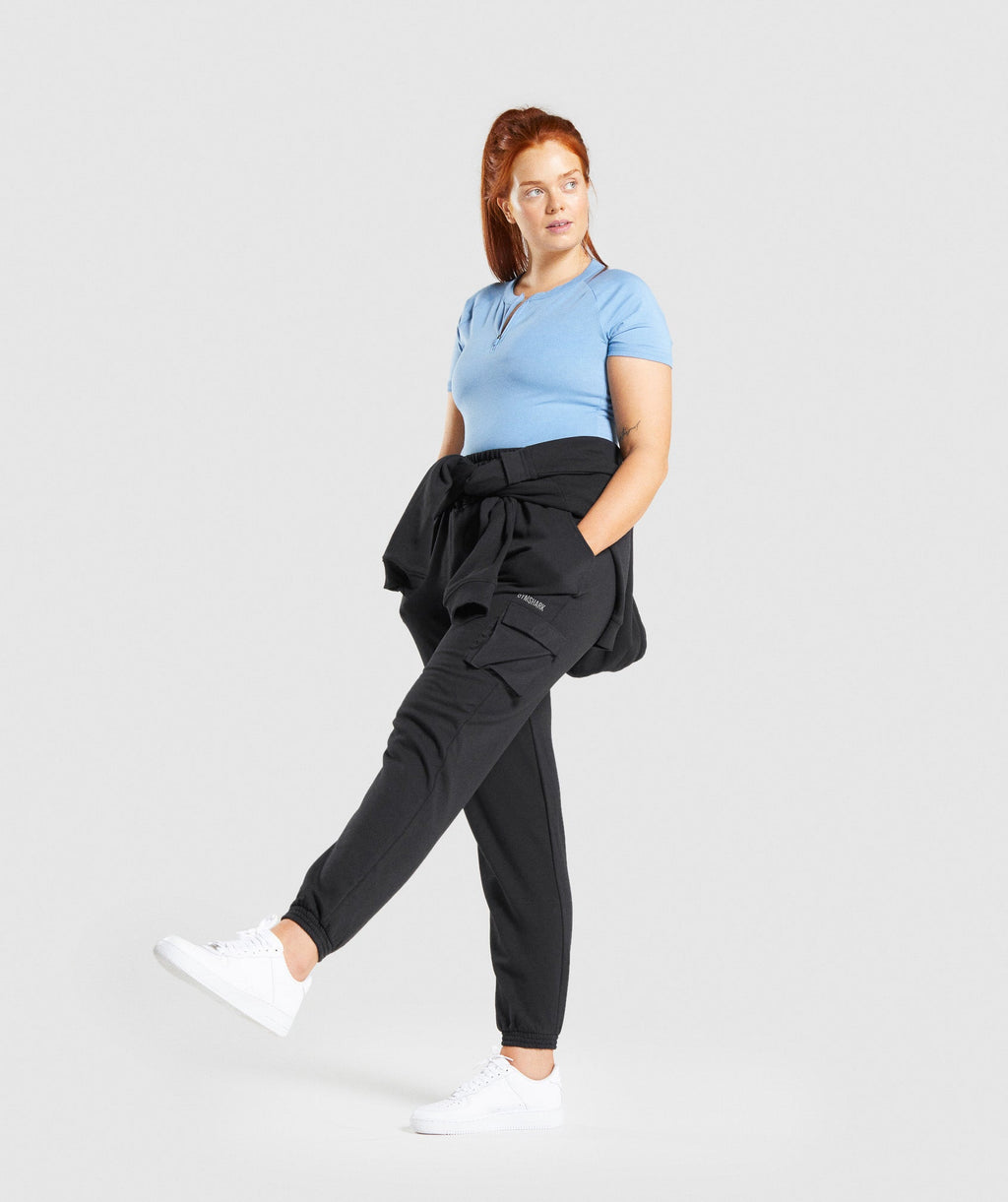 gymshark-release-joggers-black