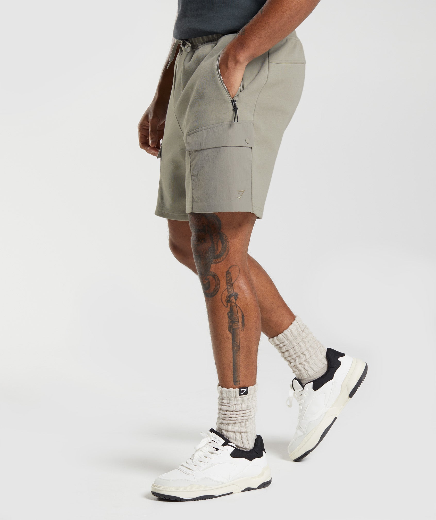 gymshark-rest-day-commute-shorts-ecru-brown-ss23