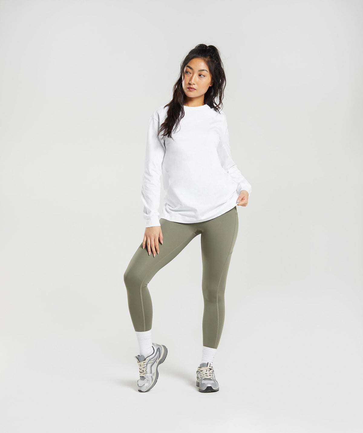 gymshark-cotton-oversized-long-sleeve-top-white-ss23