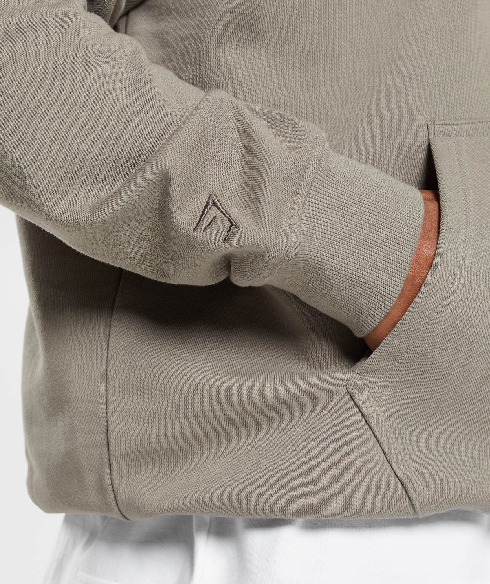 gymshark-rest-day-essentials-hoodie-linen-brown-aw23