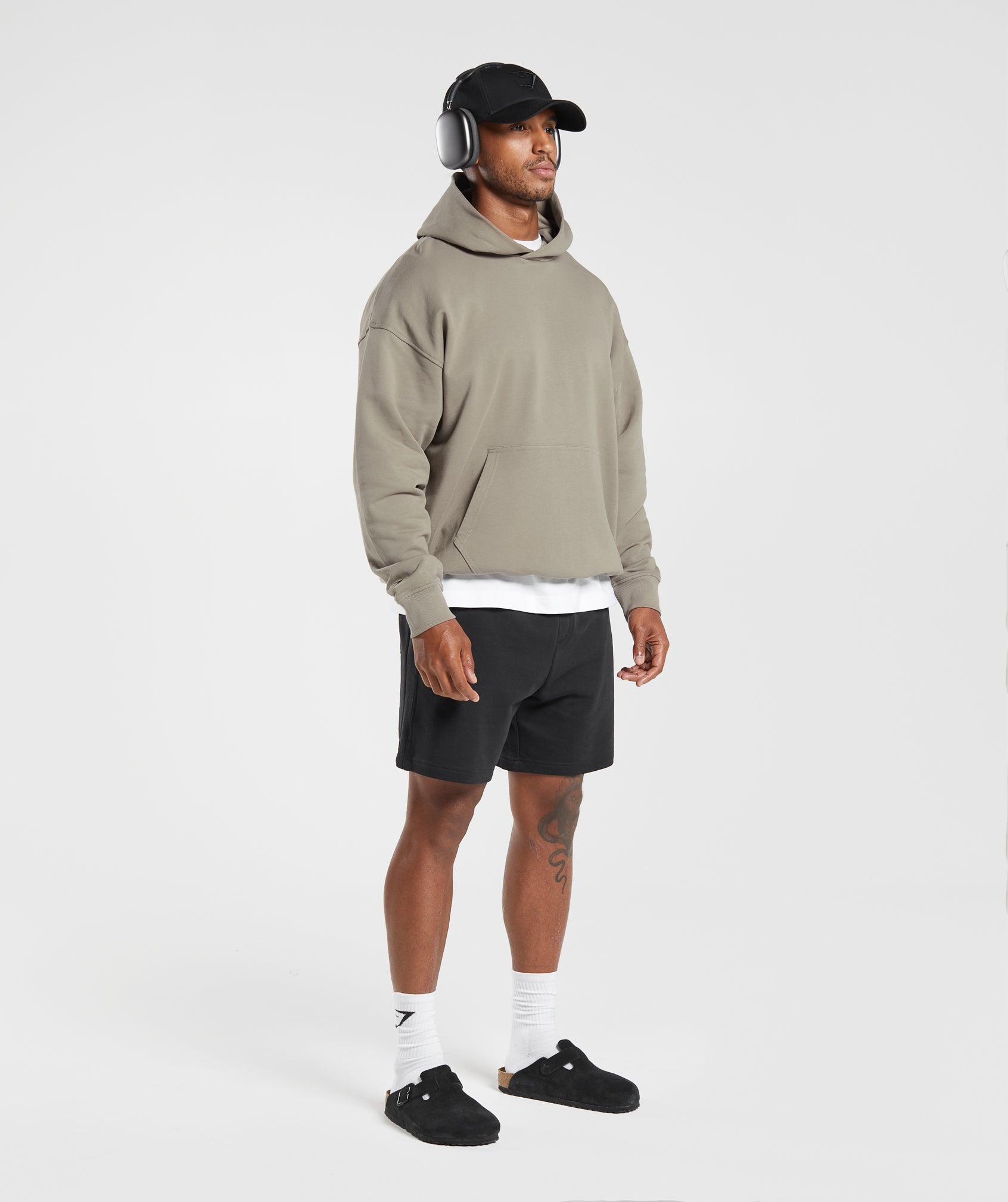 gymshark-rest-day-essentials-hoodie-linen-brown-aw23
