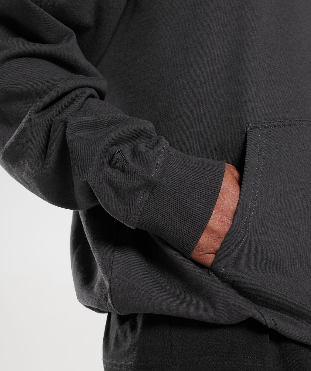 gymshark-rest-day-essentials-hoodie-onyx-grey-ss23