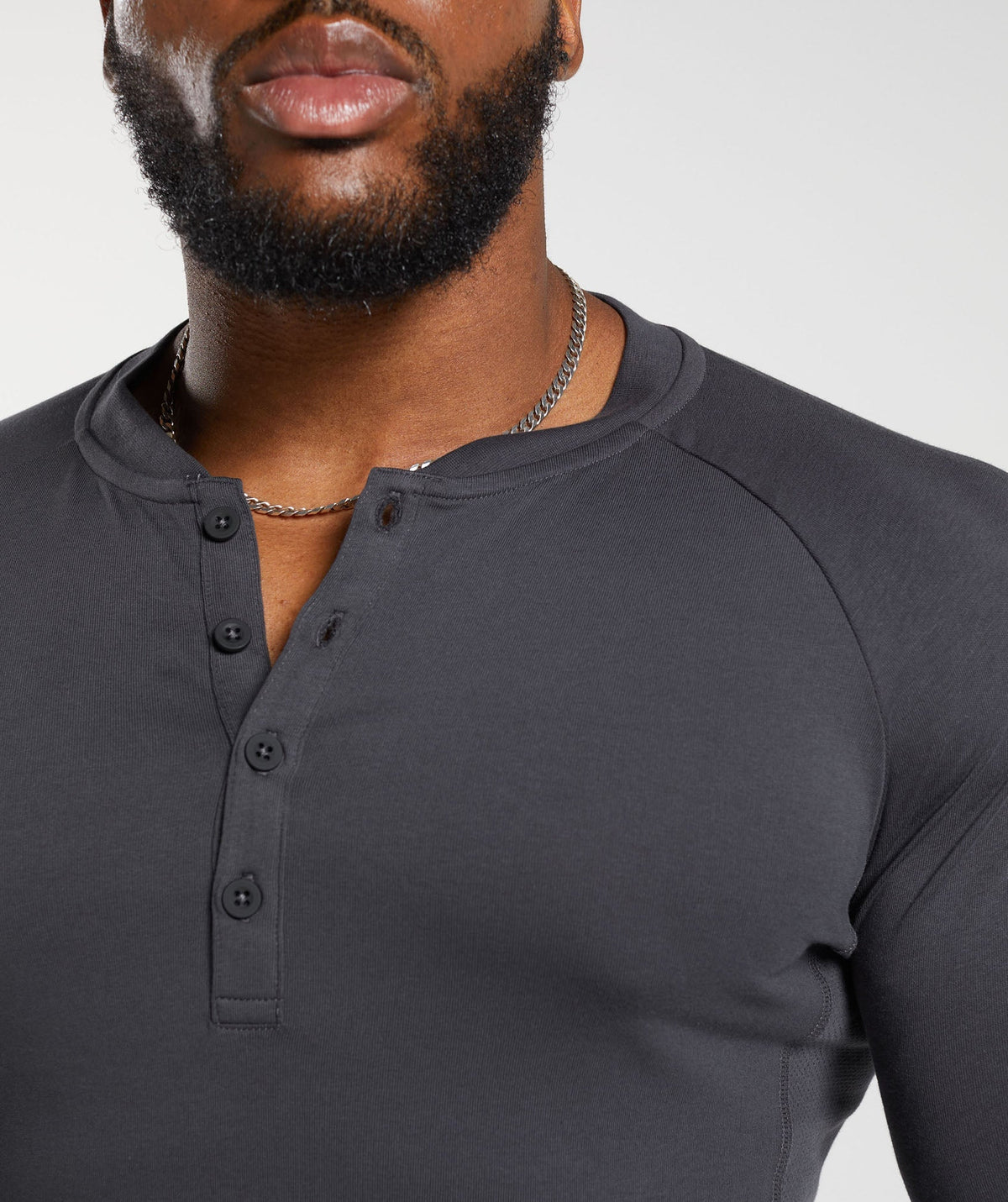 gymshark-rest-day-essentials-henley-onyx-grey-ss23