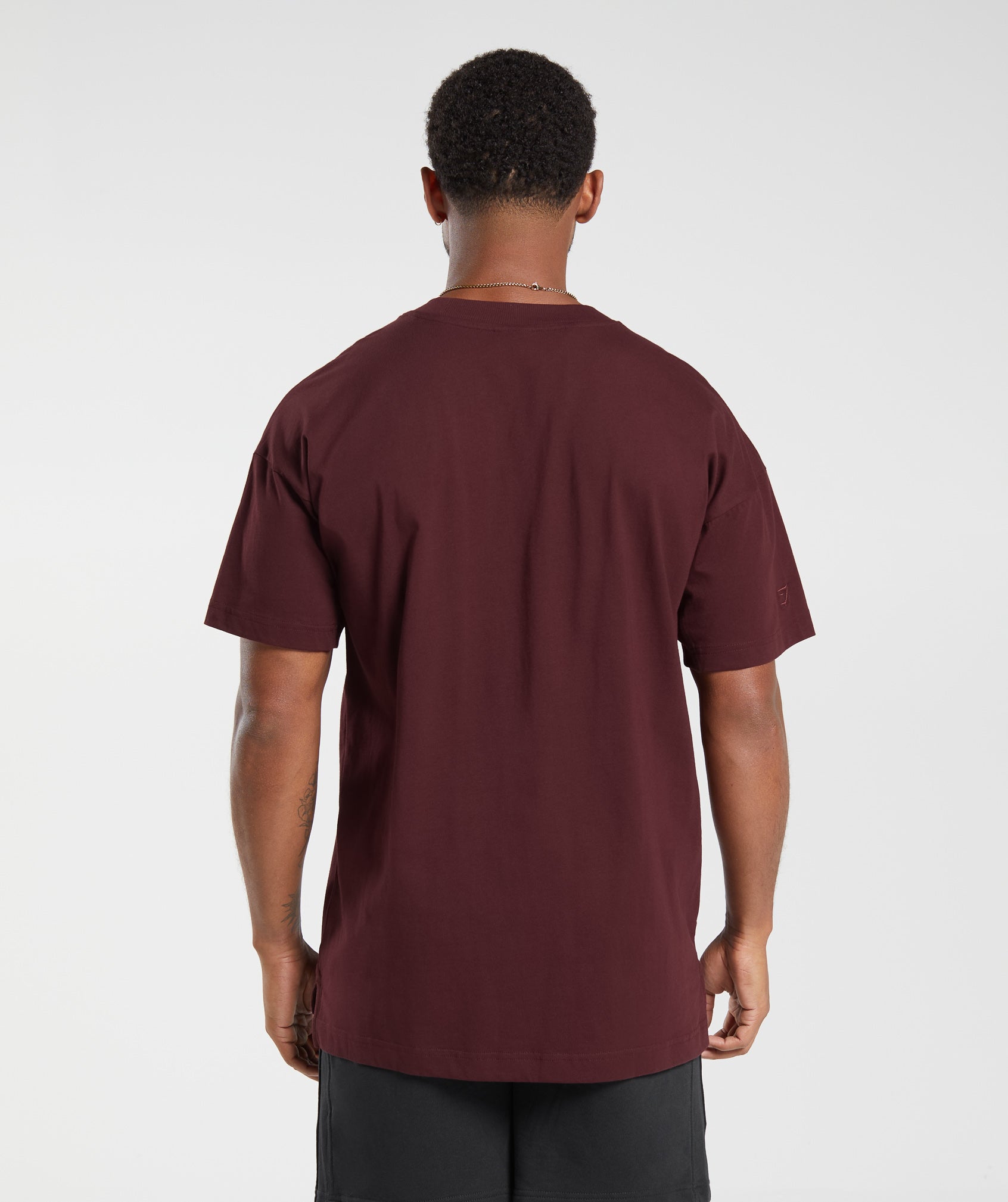 gymshark-rest-day-essentials-t-shirt-rich-maroon-aw23