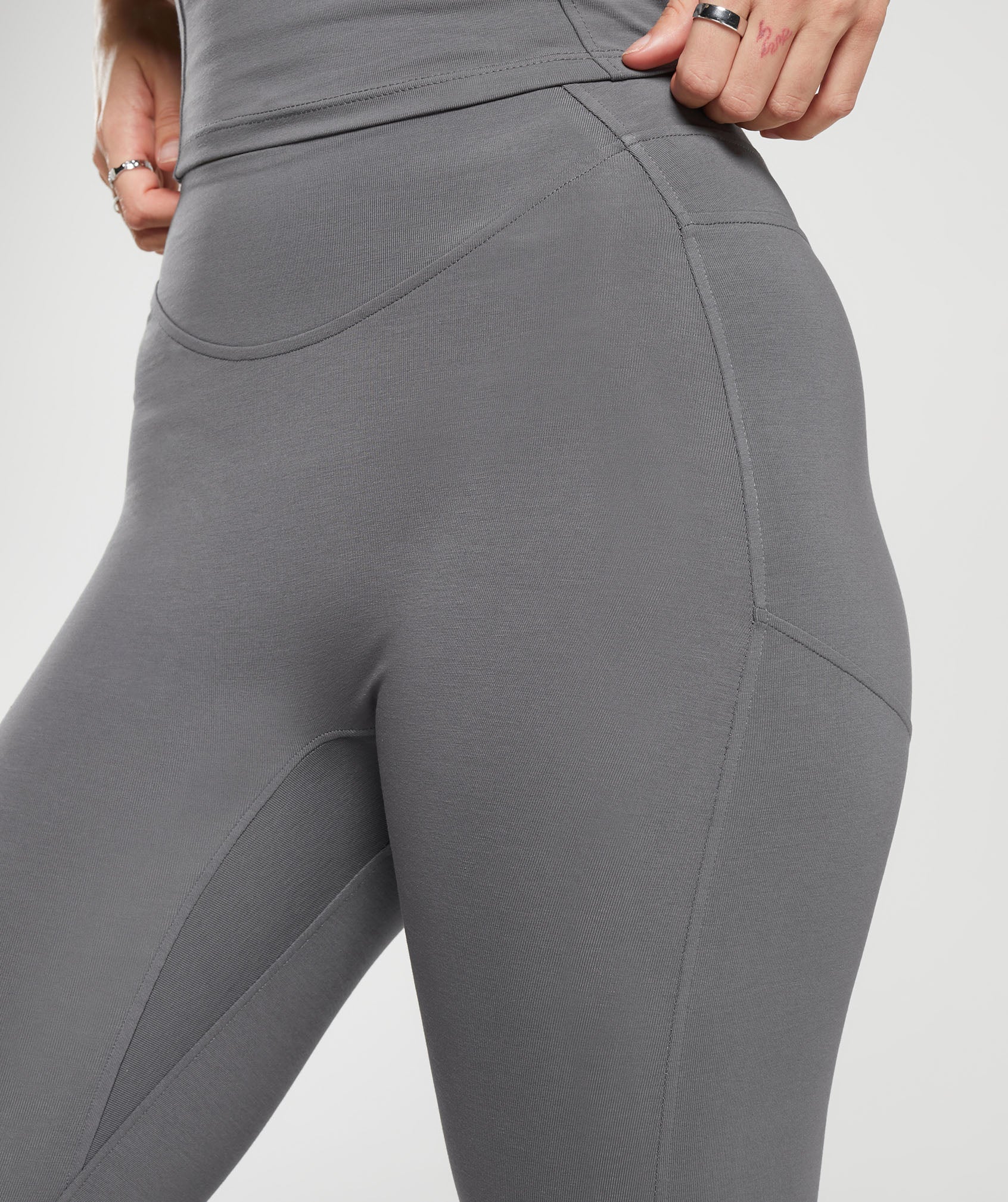 gymshark-rest-day-boot-cut-leggings-brushed-grey-ss24