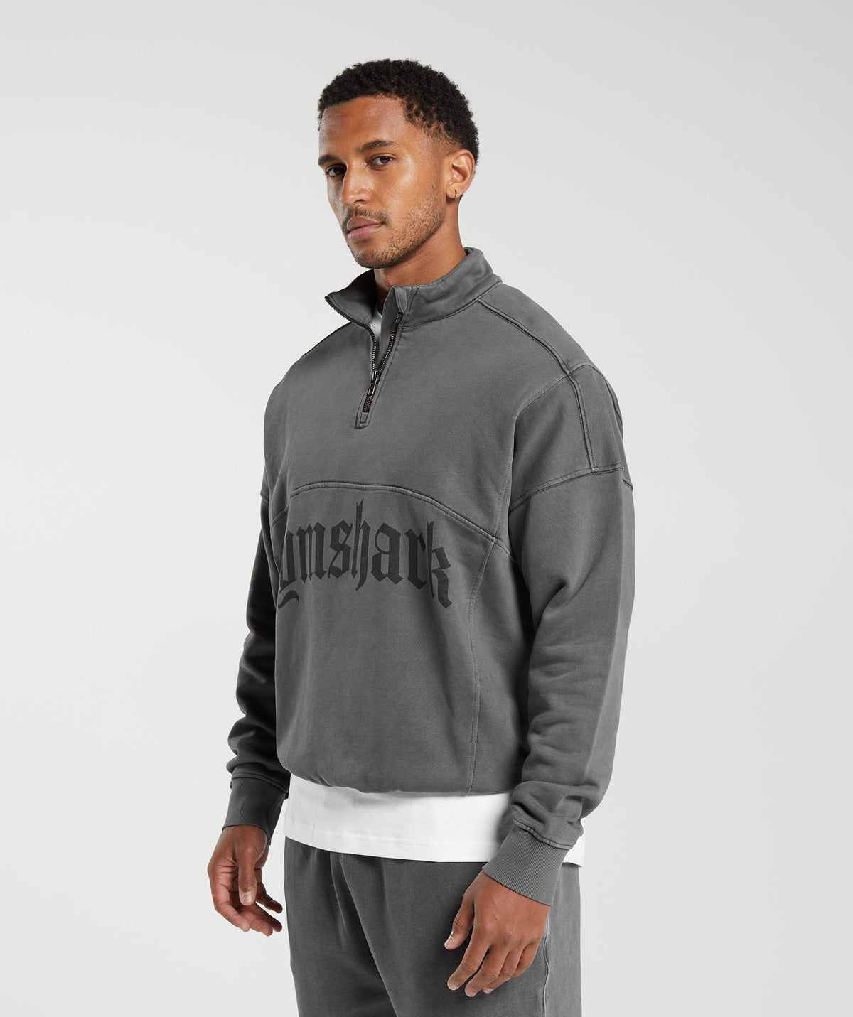 gymshark-heavyweight-1-4-zip-black-aw23