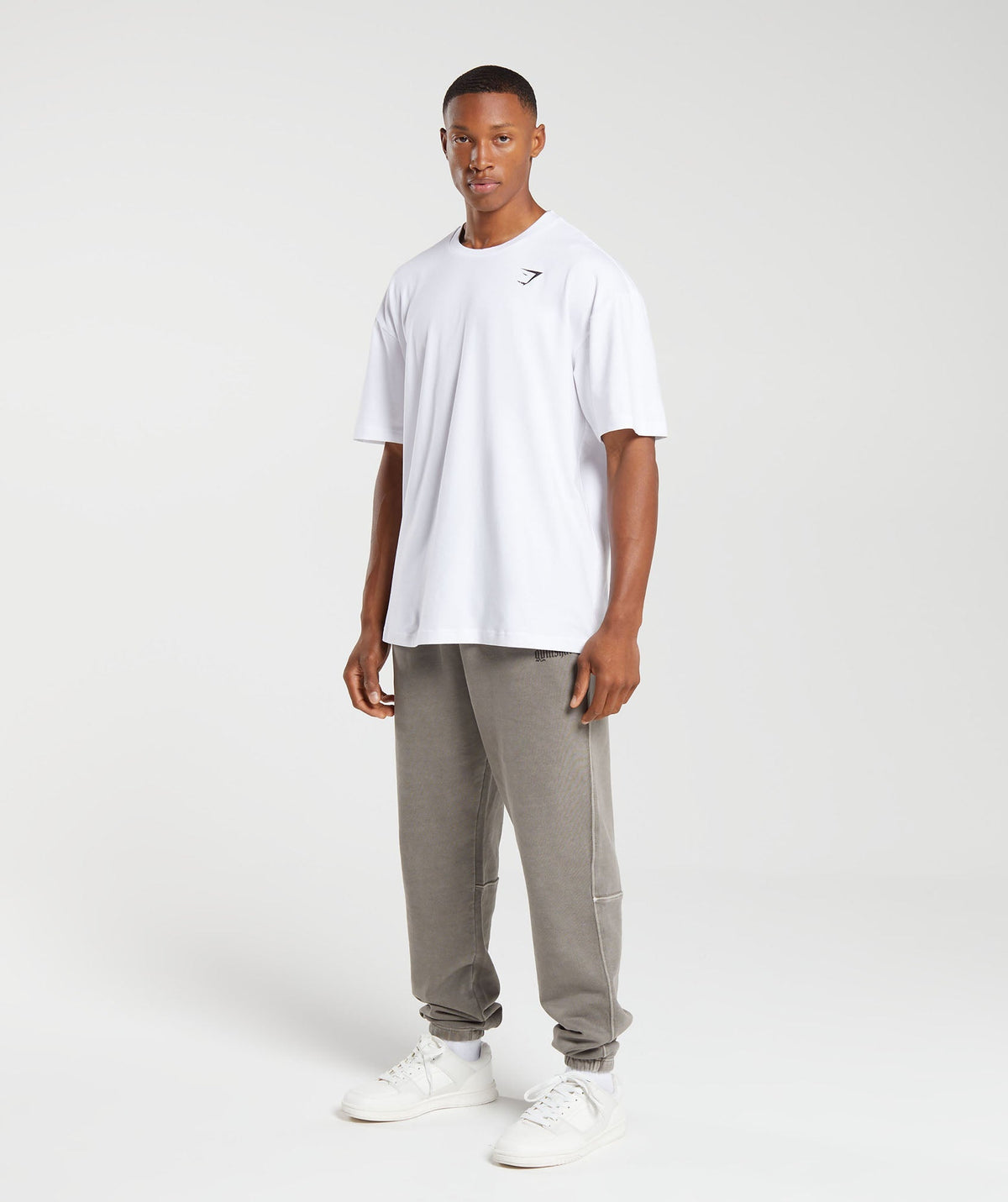 gymshark-heavyweight-joggers-camo-brown-aw23