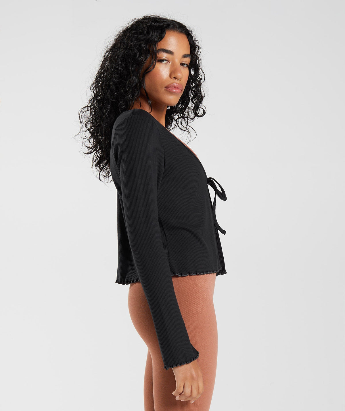 gymshark-pause-cardigan-black-aw22